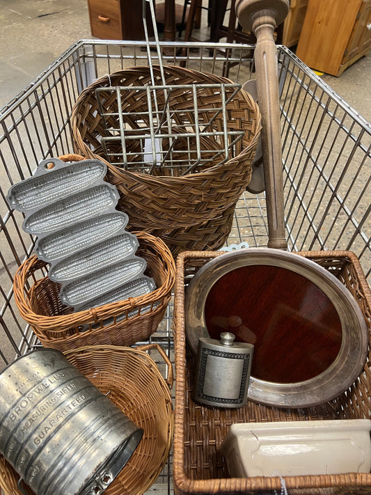 What to Look for When Sourcing Antique Decor — A Beginner’s Guide (+ How We Took the Hard Part Out for You)
