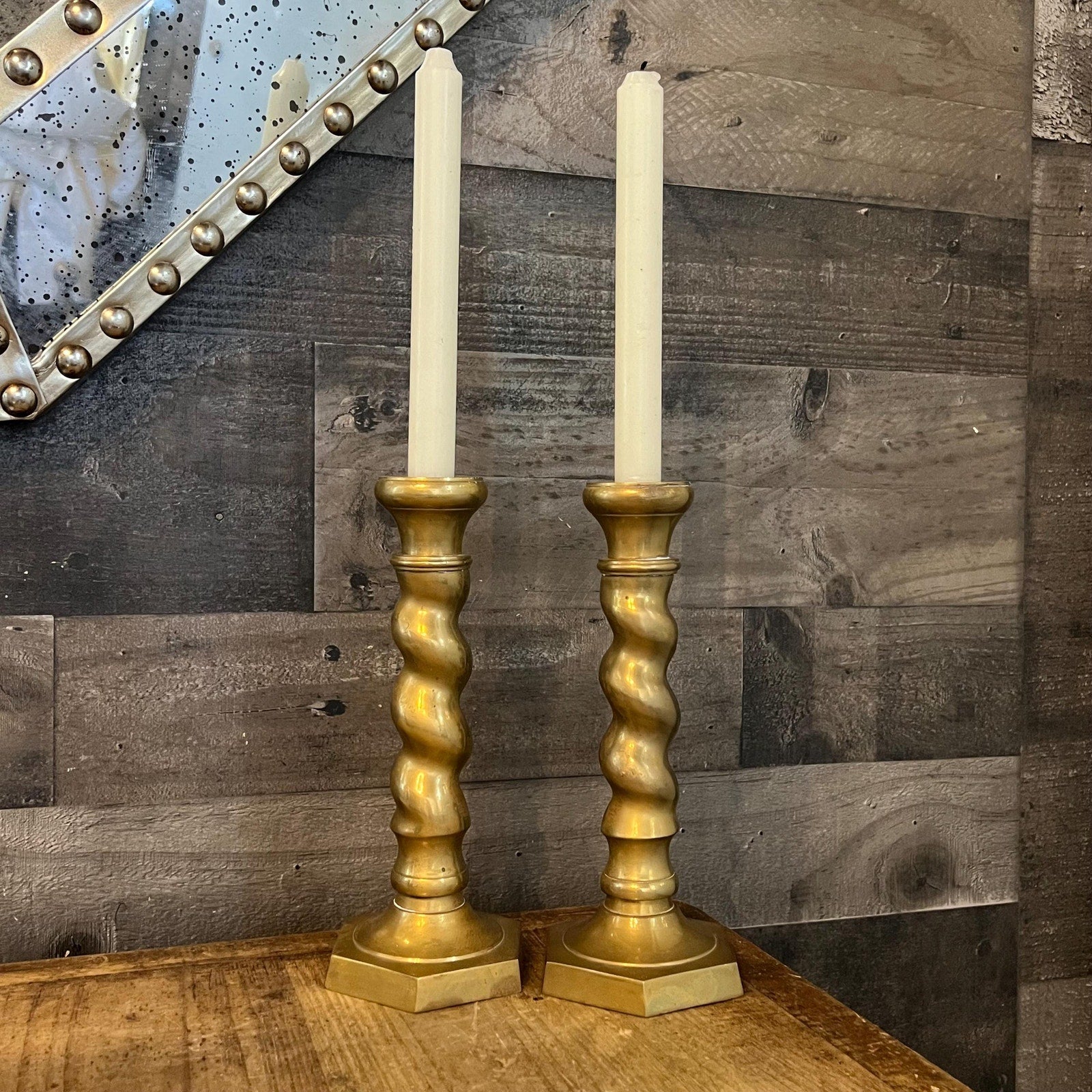 LIGHTING – THE ANTIQUE YARD