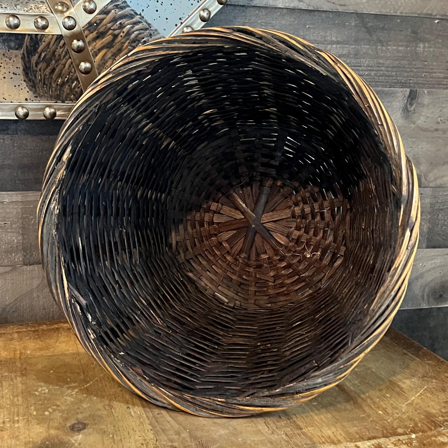 Vintage Woven Wicker Basket - Planter Basket - Laundry Basket - Blanket Basket - Shoe Basket - Towel Basket
