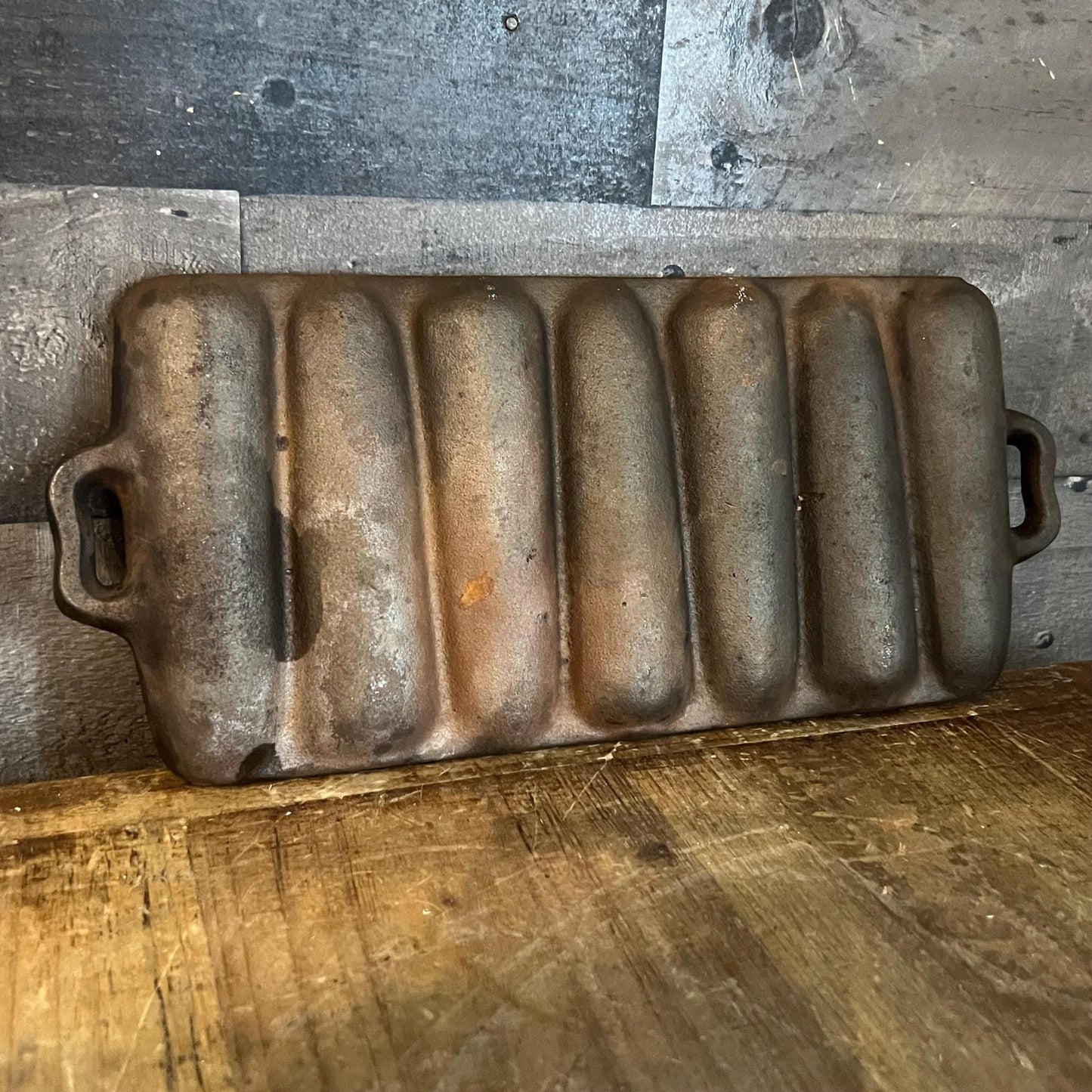 Antique Cast Iron Corn Cob Shaped Bread Mold