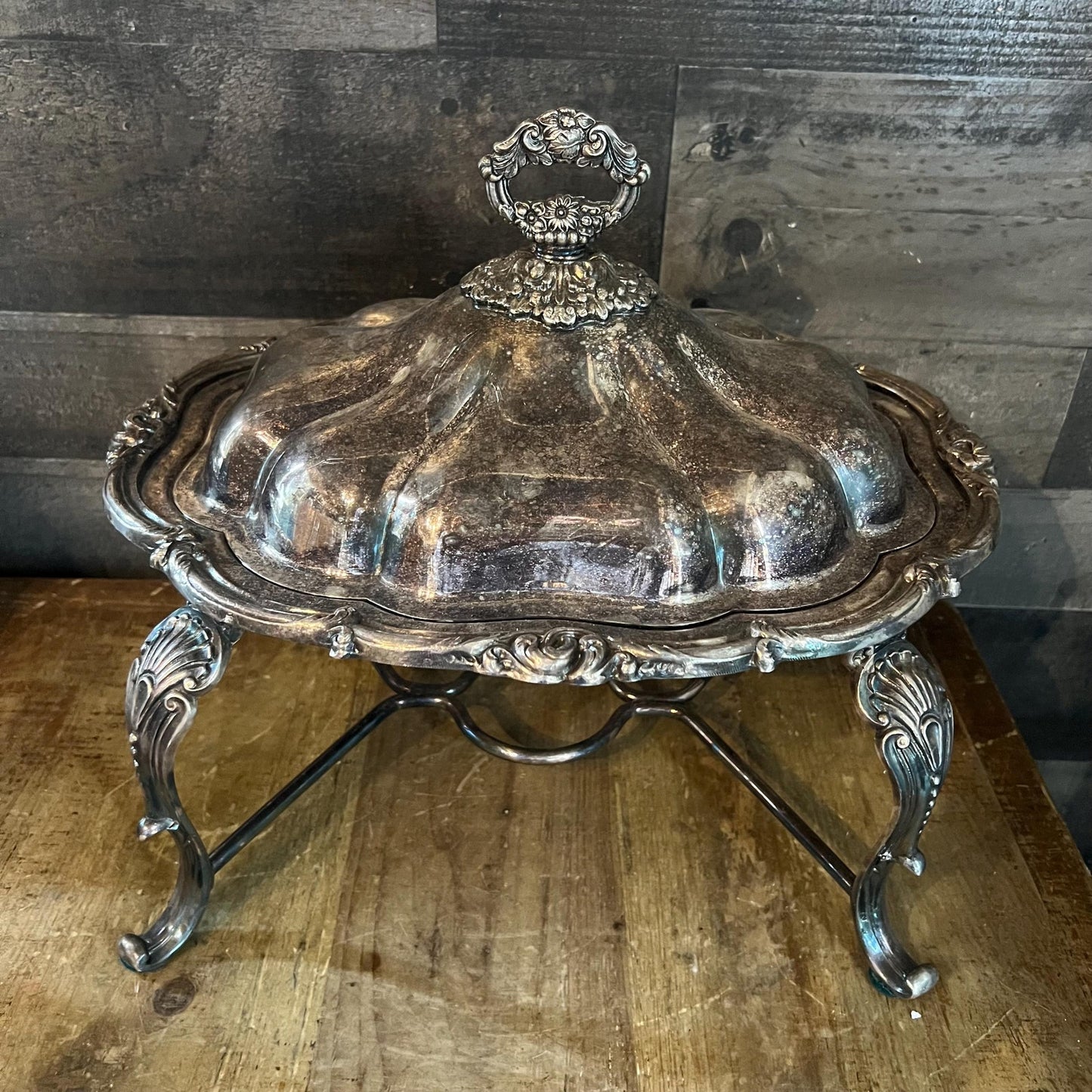 Silverplated Old English Reproduction Oval Lidded Serving Dish Warming Chafing Dish