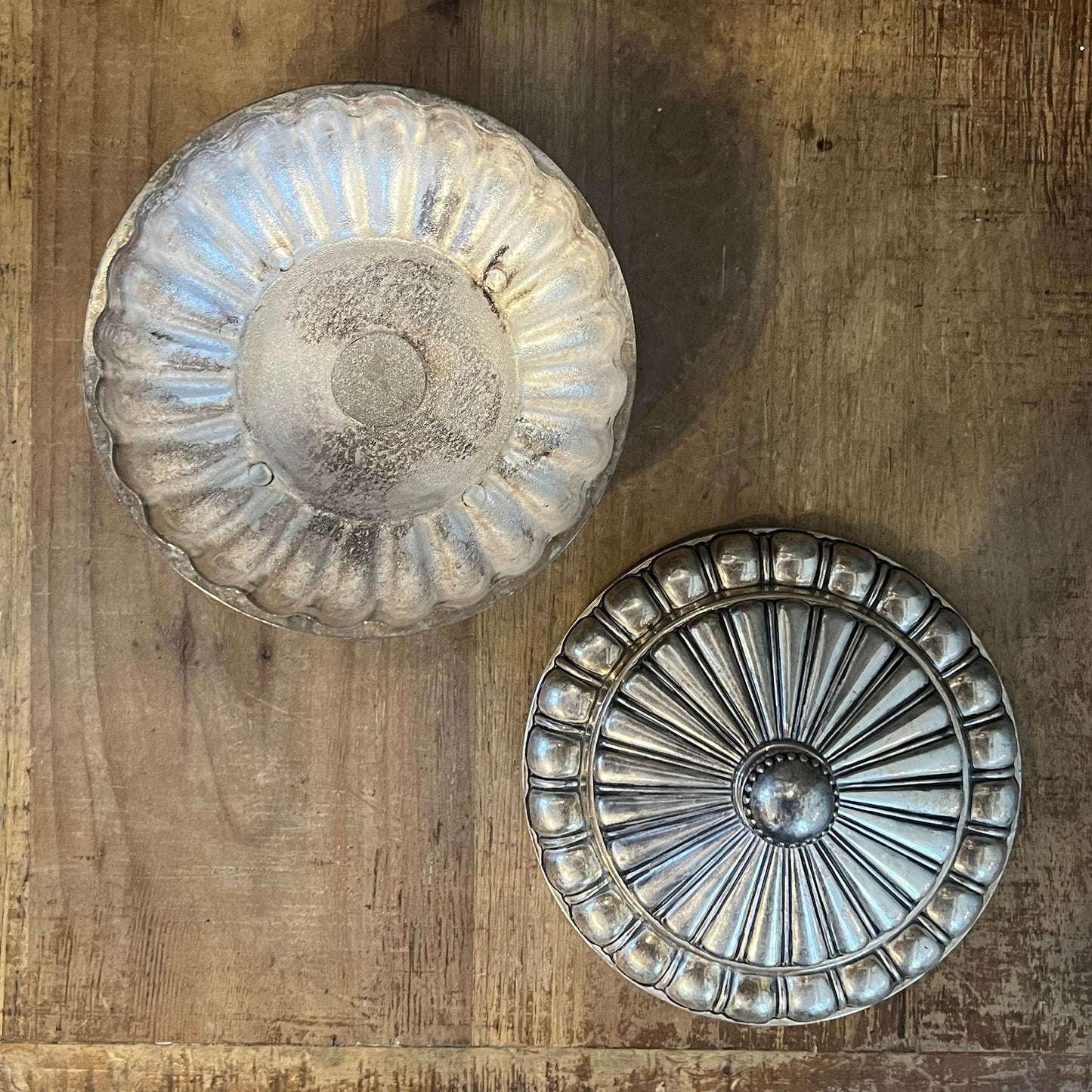 Vintage Silverplated Lidded Trinket Dish / Trinket Box