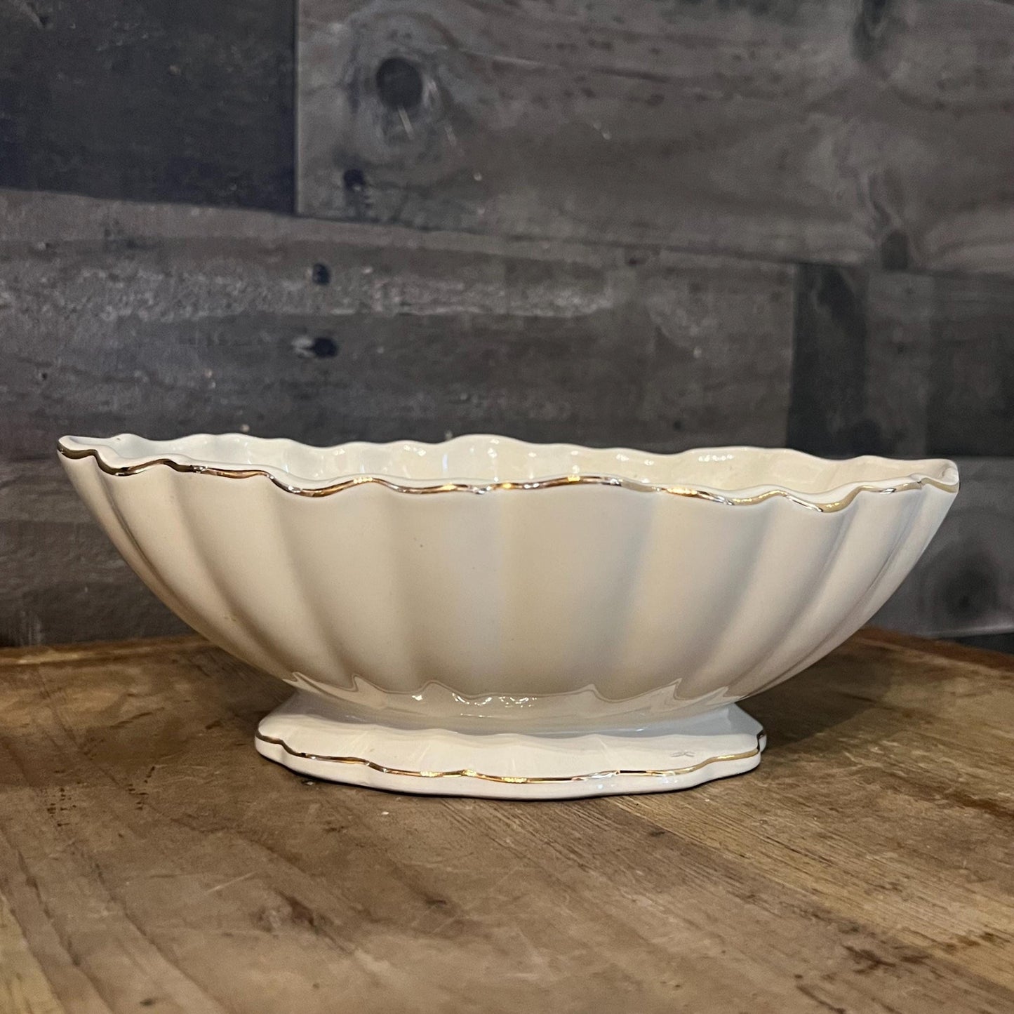 Ivory Scallop Rim Oval Dish with Gold Tone Rim