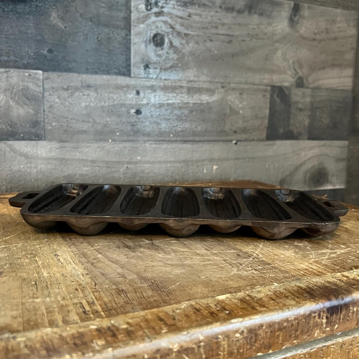 Antique Cast Iron Corn Cob Shaped Bread Mold