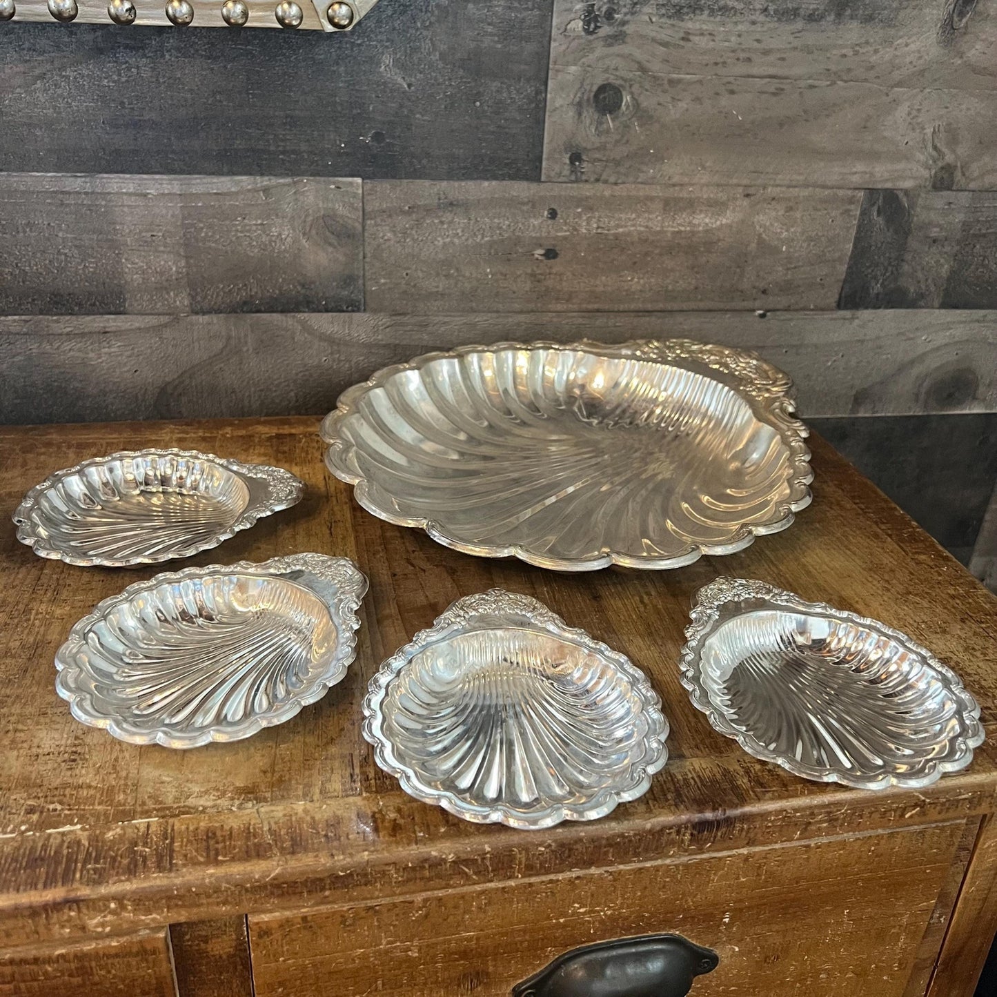 Vintage Silverplated Scallop Rim Seashell Bowl Set - Large Shell Bowl and 4 Small Shell Bowls