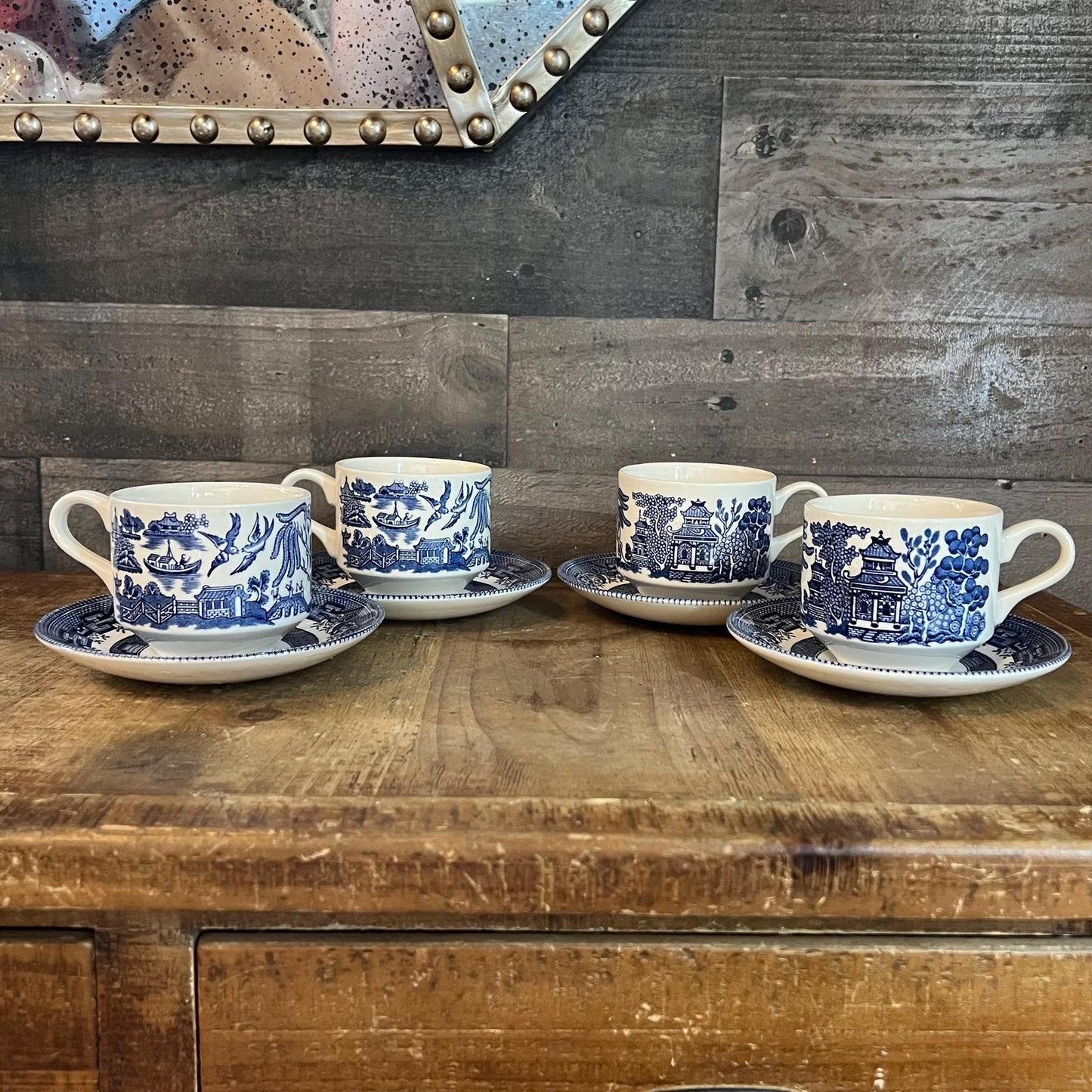Churchill England Blue Willow Teacups and Saucers - Set of 4