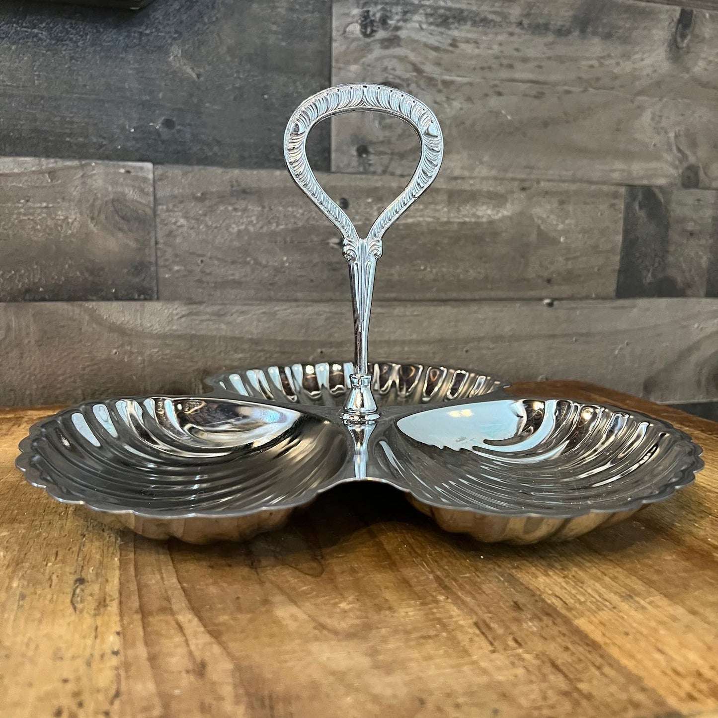 Vintage Irvinware Handled Scallop Rim Shell Tid Bit Tray - Condiment Server - Nut Dish - Candy Dish
