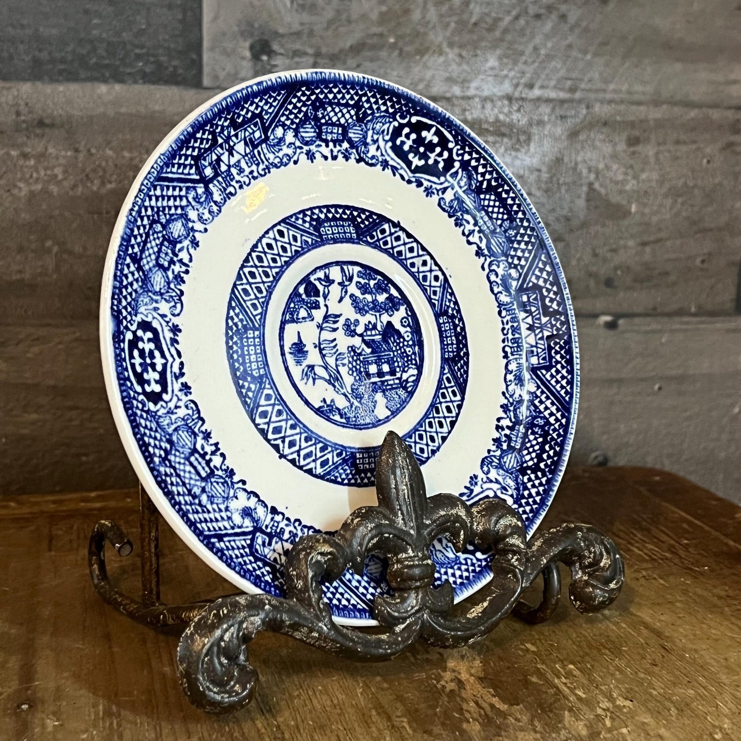 Set of 4 Vintage Blue Willow Saucers - Small Plates