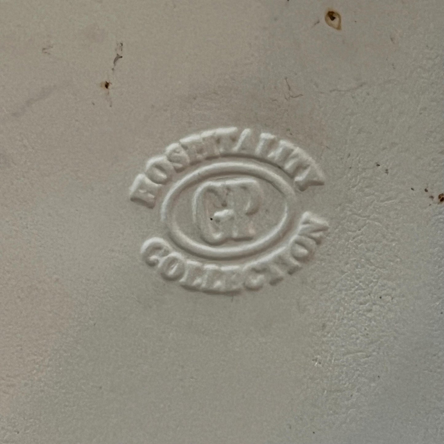 Gail Pittman Hospitality Ivory Pie Pan