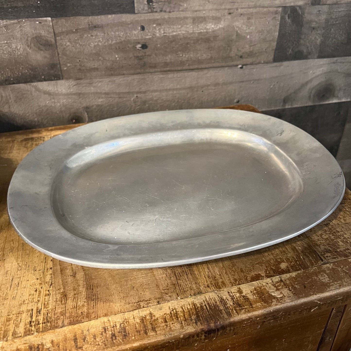 Wilton Columbia Rectangular Rounded Corner Serving Tray