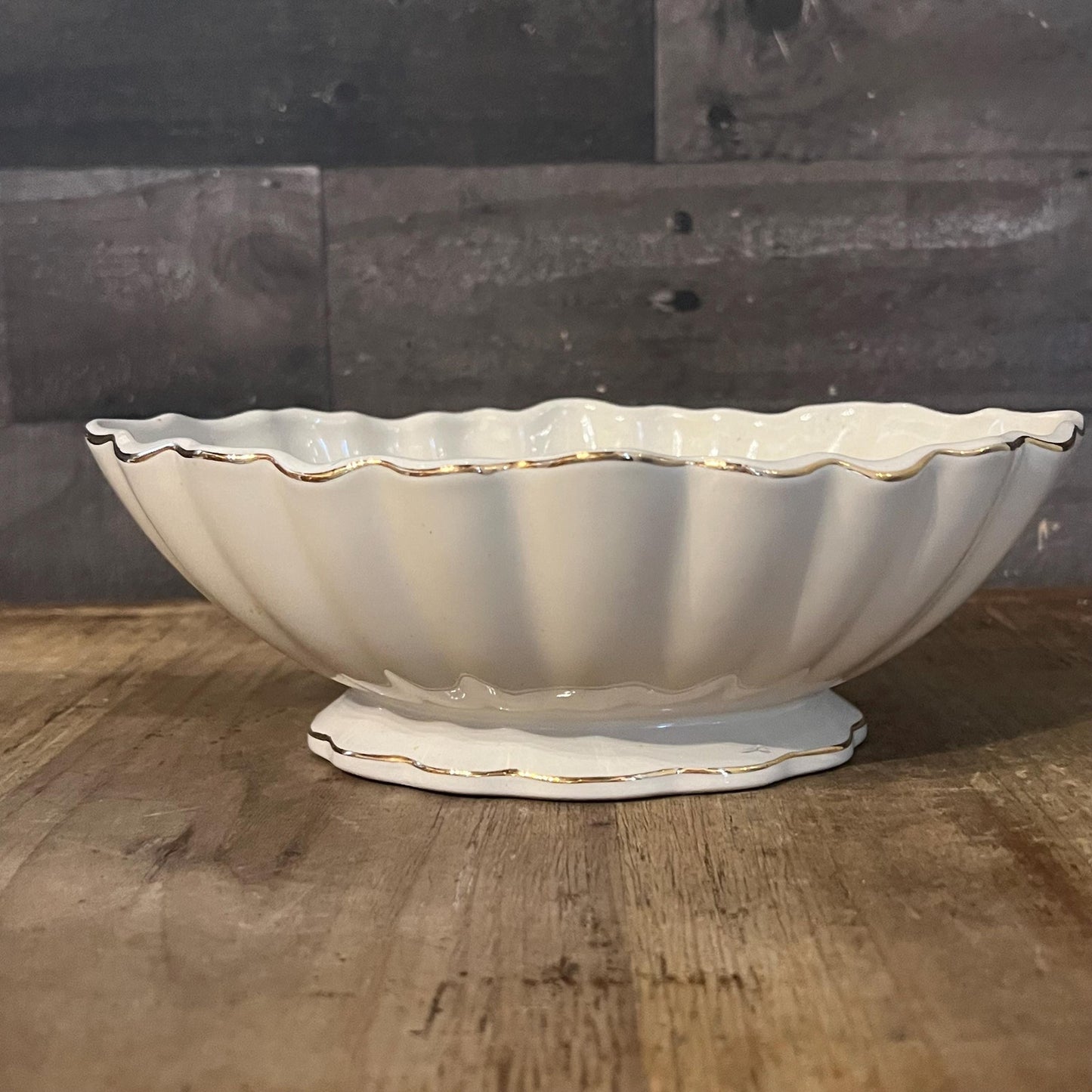 Ivory Scallop Rim Oval Dish with Gold Tone Rim
