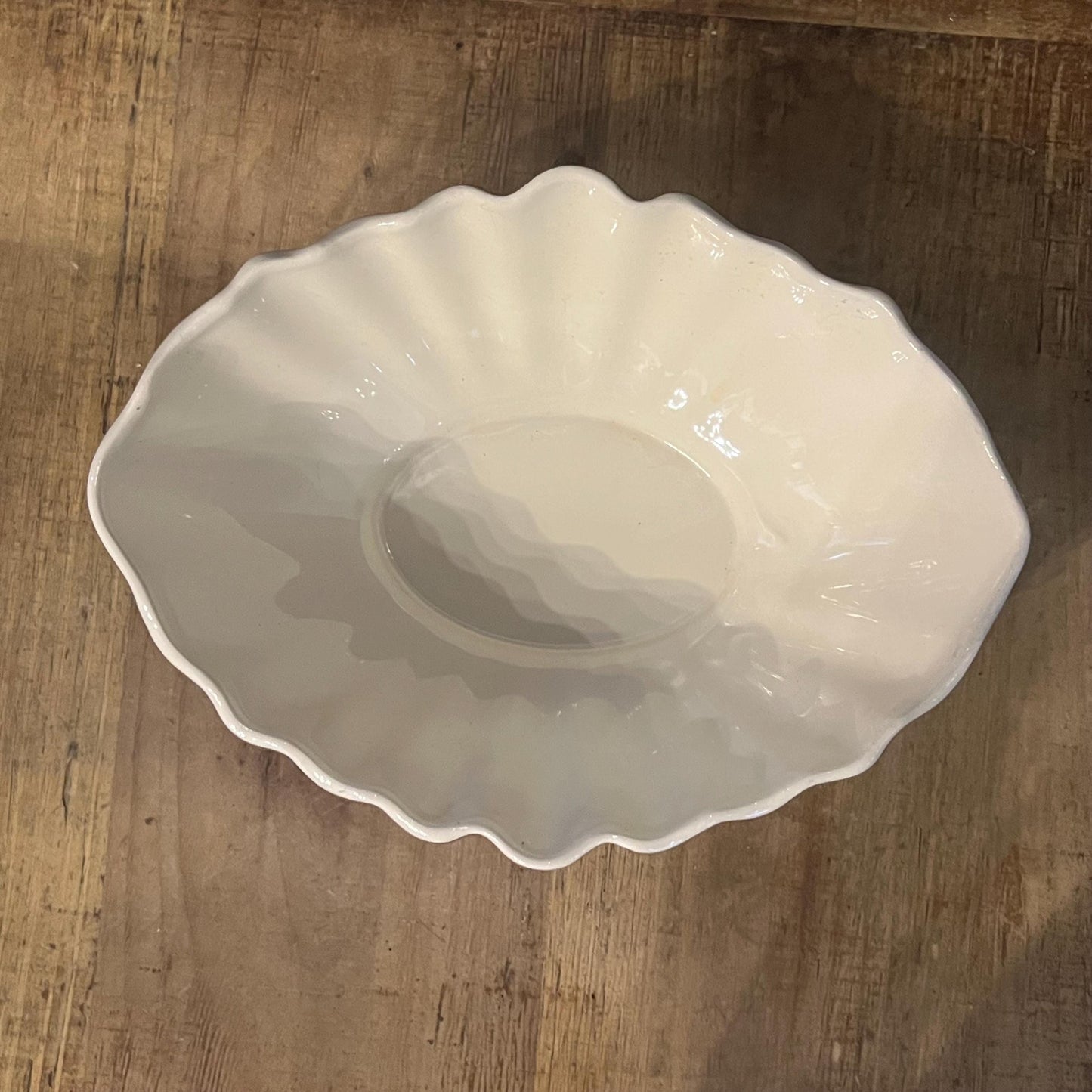 Ivory Scallop Rim Oval Dish with Gold Tone Rim