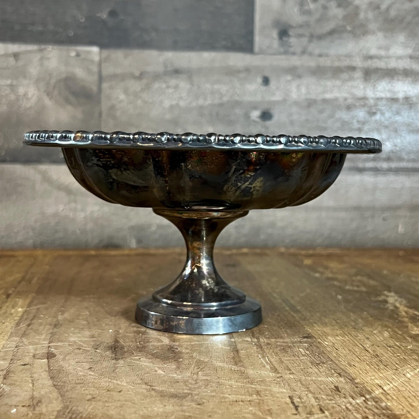 Vintage Oneida Silversmiths Silverplated Pedestal Compote Dish