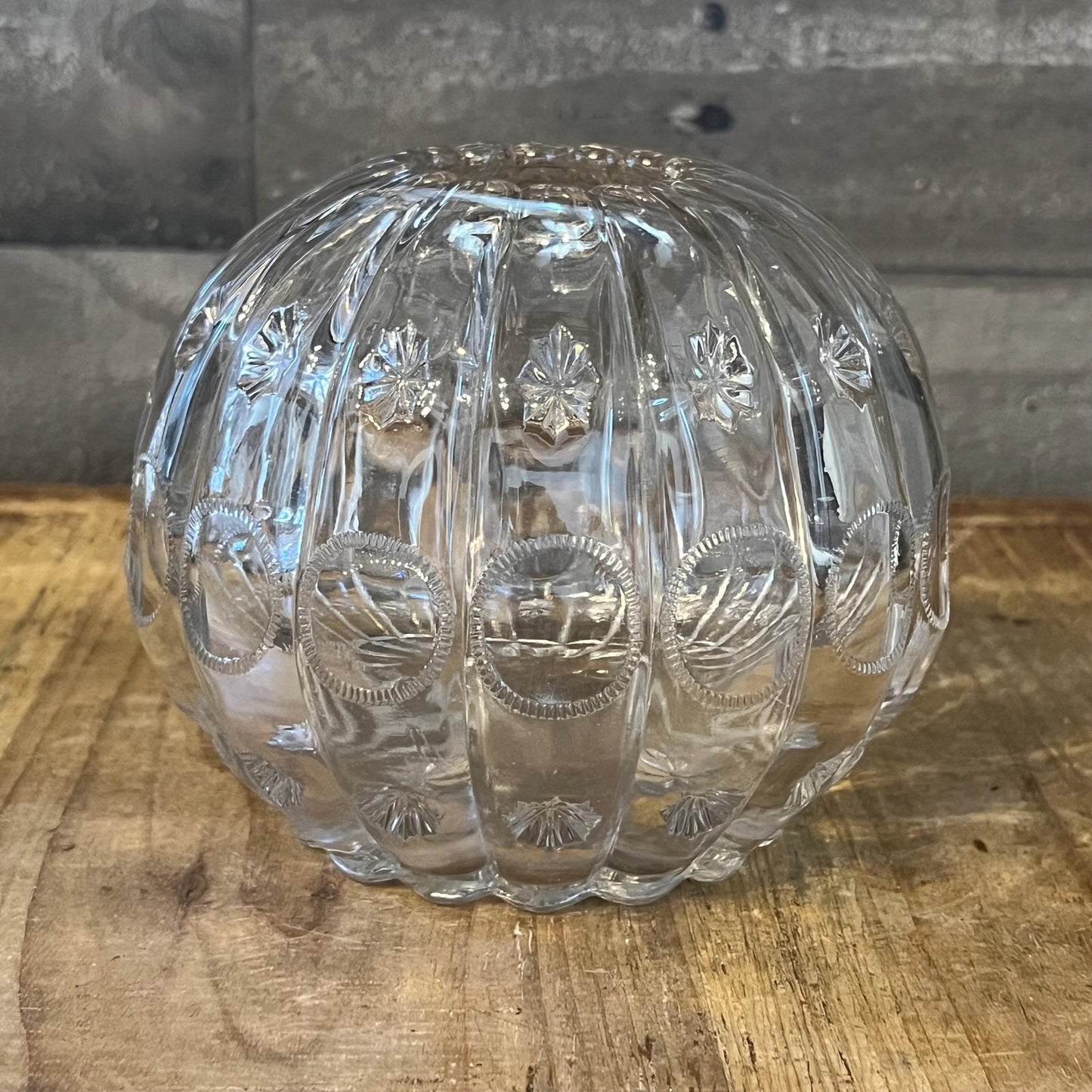 Vintage EAPG Dalzell Gilmore Leighton Priscella Alexis Clear Glass Sphere Rose Vase
