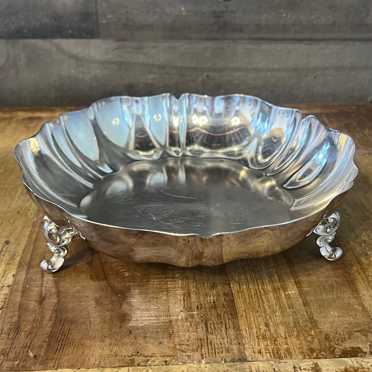 Vintage WM A Rogers Silverplated Round Footed Serving Dish