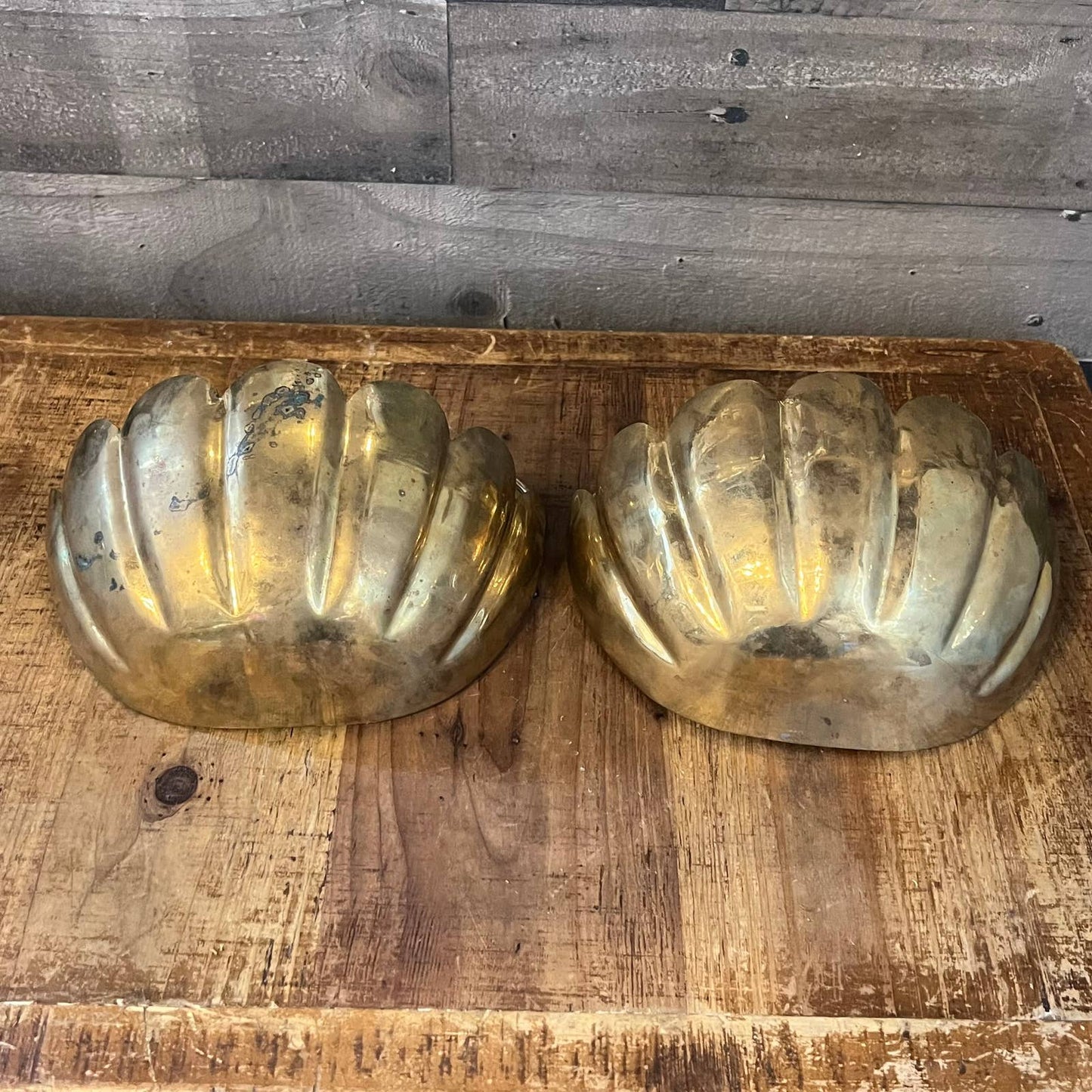 Vintage brass scallop edge wall planters - pair