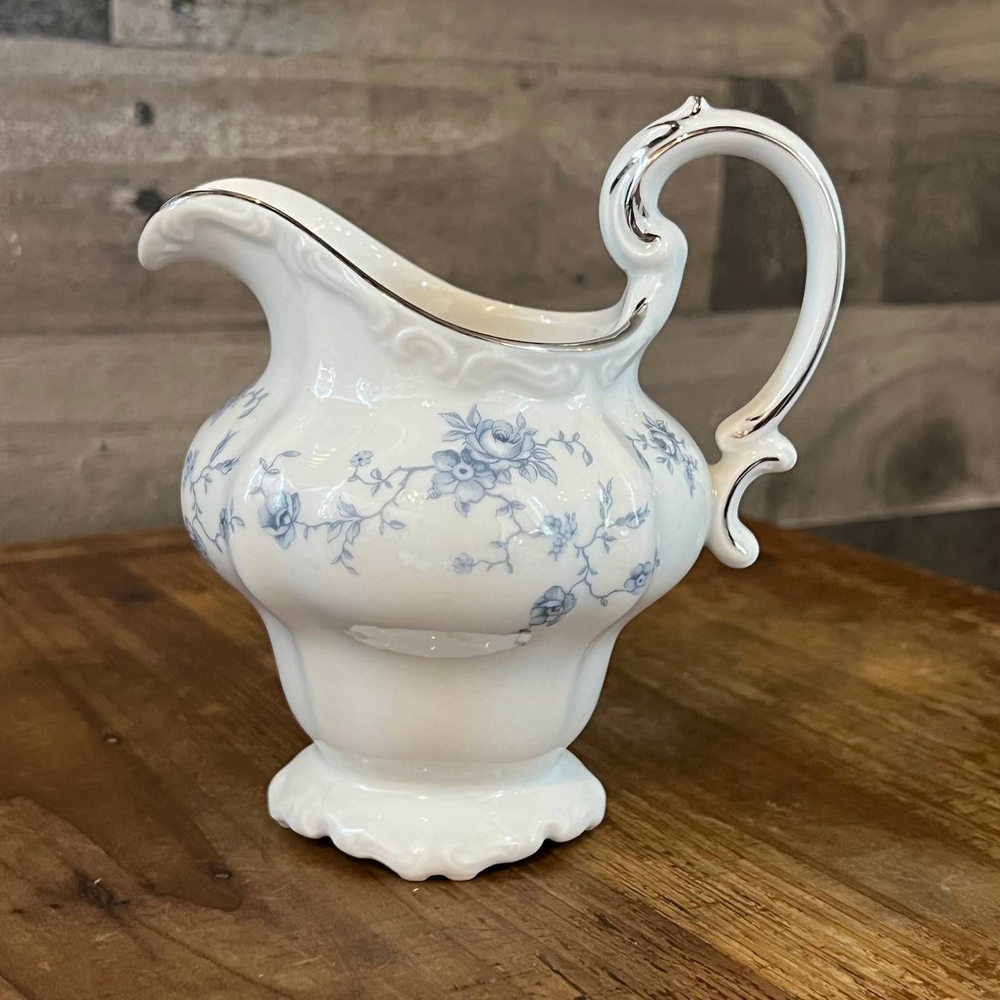 Johann Haviland Blue Garland Bavaria Germany Creamer Pour