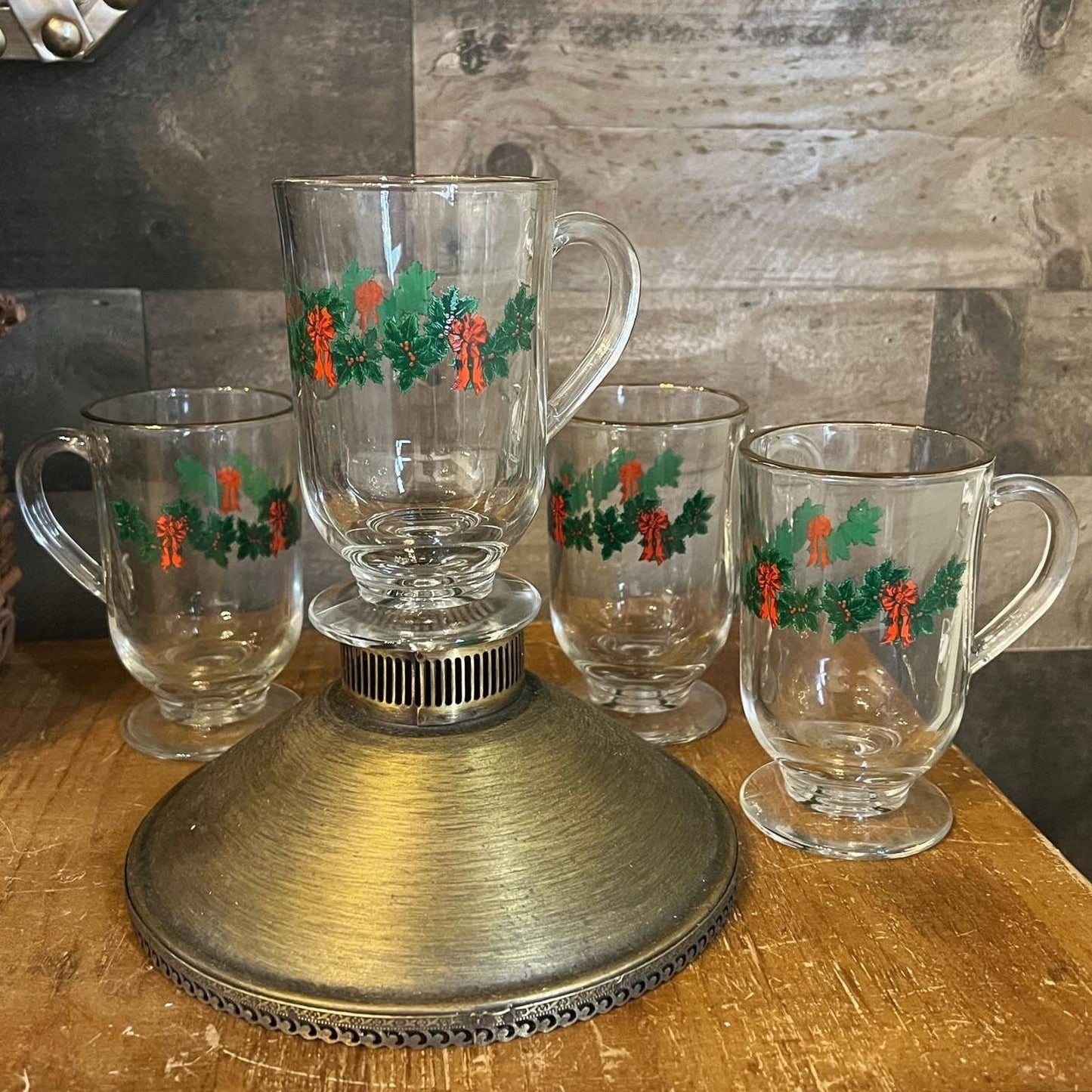 4 vintage holiday Libbey glass green garland red bows holly berries mugs