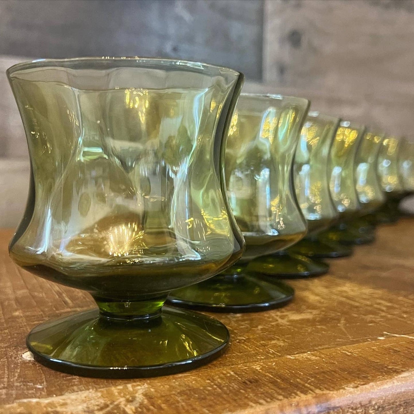 Vintage set of 8 Seneca green glass short stem coupes