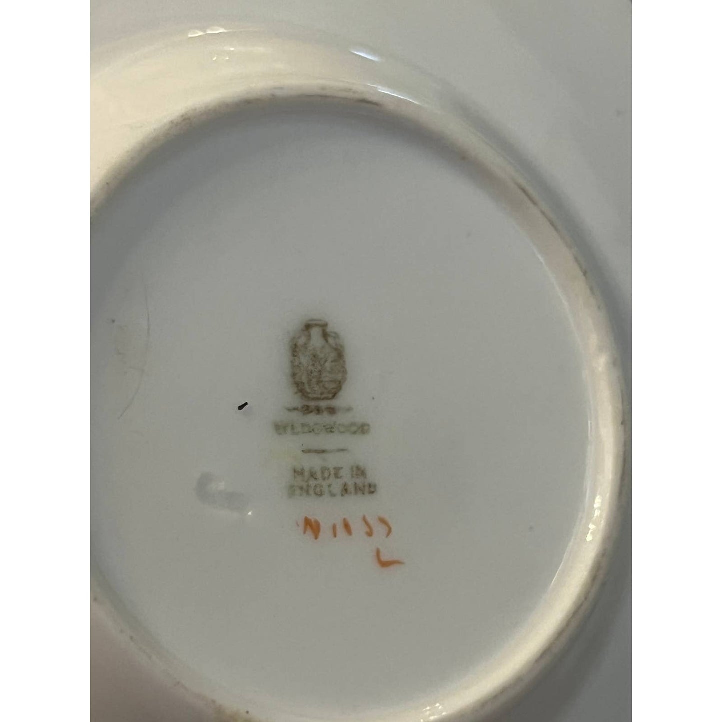 Wedgwood green demitasse floral teacups and saucers - 8 teacups, 12 saucers