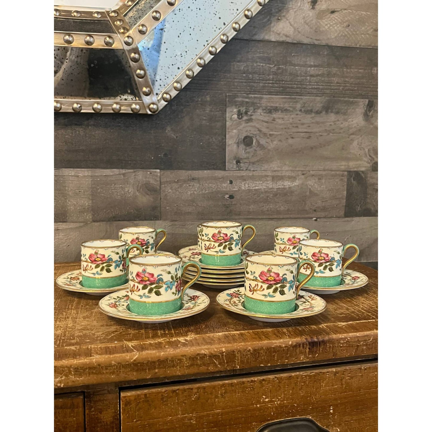 Wedgwood green demitasse floral teacups and saucers - 8 teacups, 12 saucers