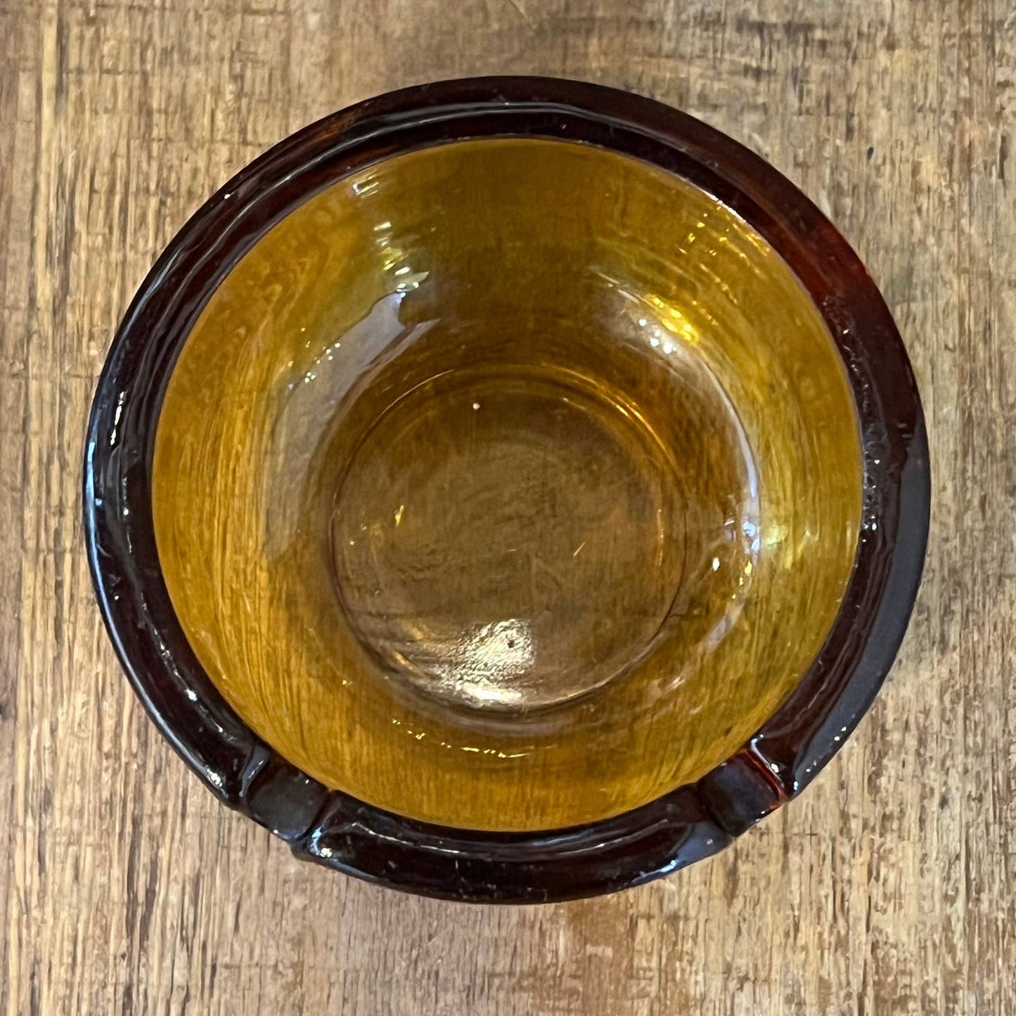 Amber glass 2 slot ashtray