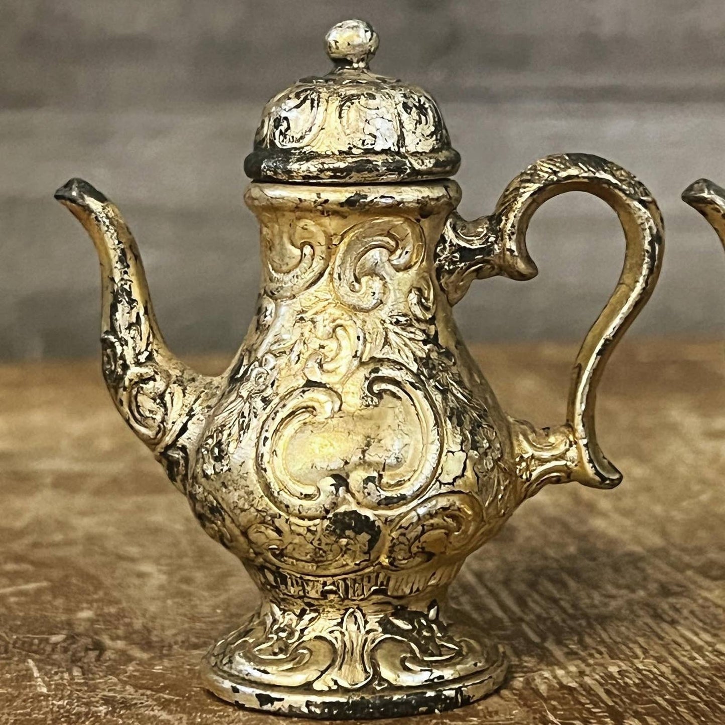 Vintage pair of silverplate teapot salt and pepper shakers - tea kettle shakers
