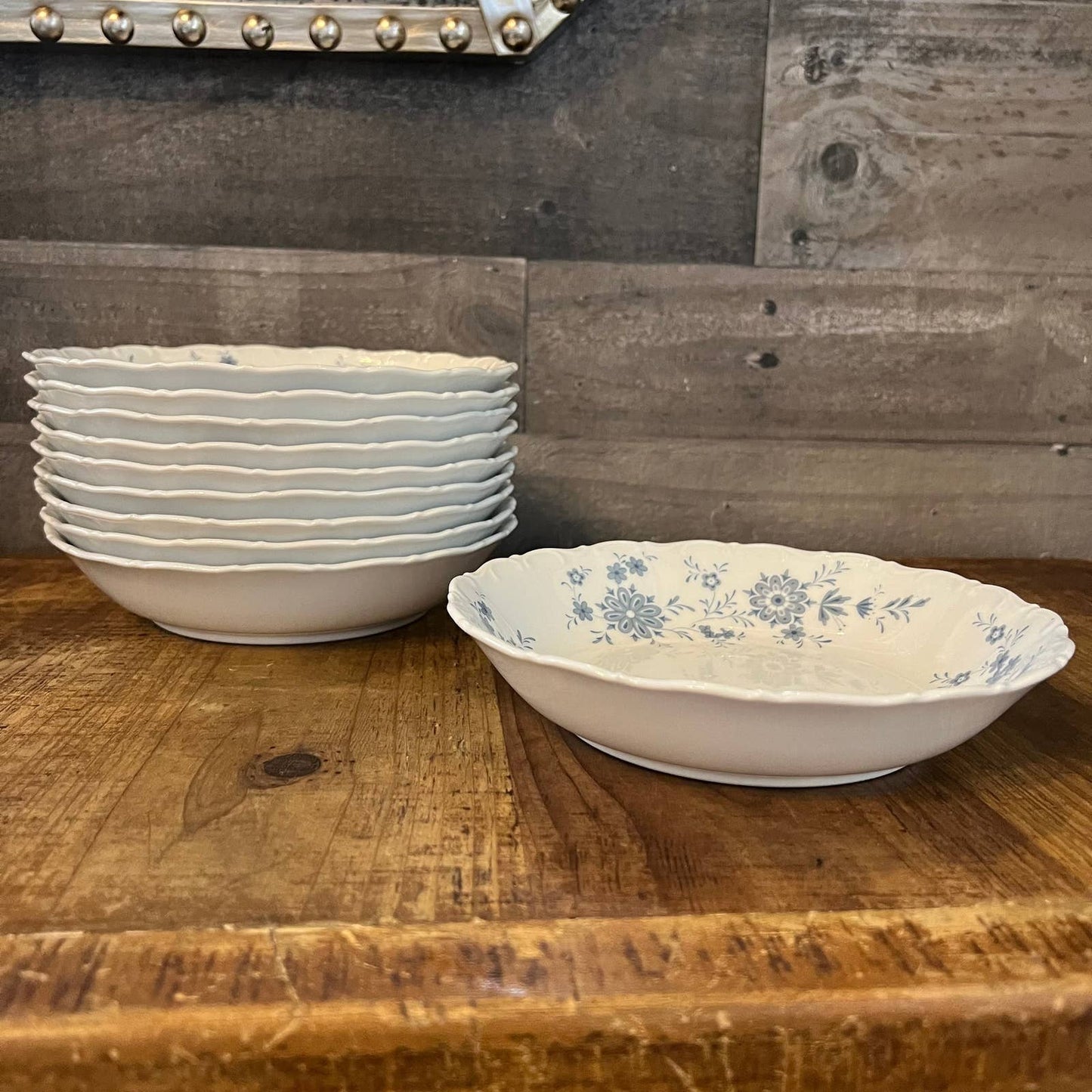 5 Bavarian Blue Christina Porcelain Seldmann Welden coupe bowls