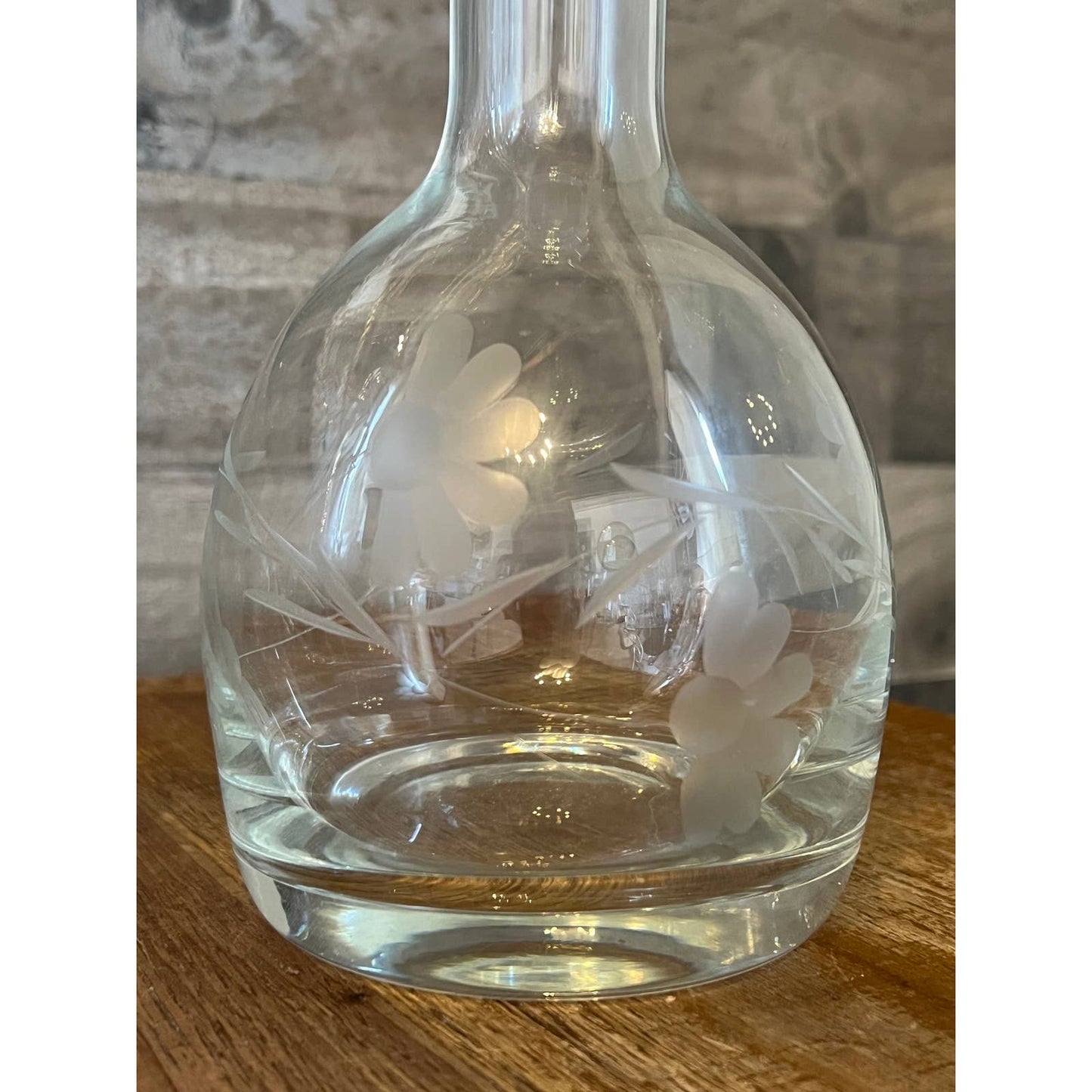 Vintage floral etched clear glass decanter with oval stopper