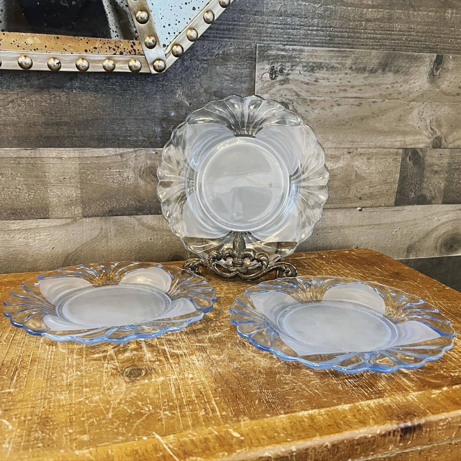 Elegant outlet Etched crystal platter