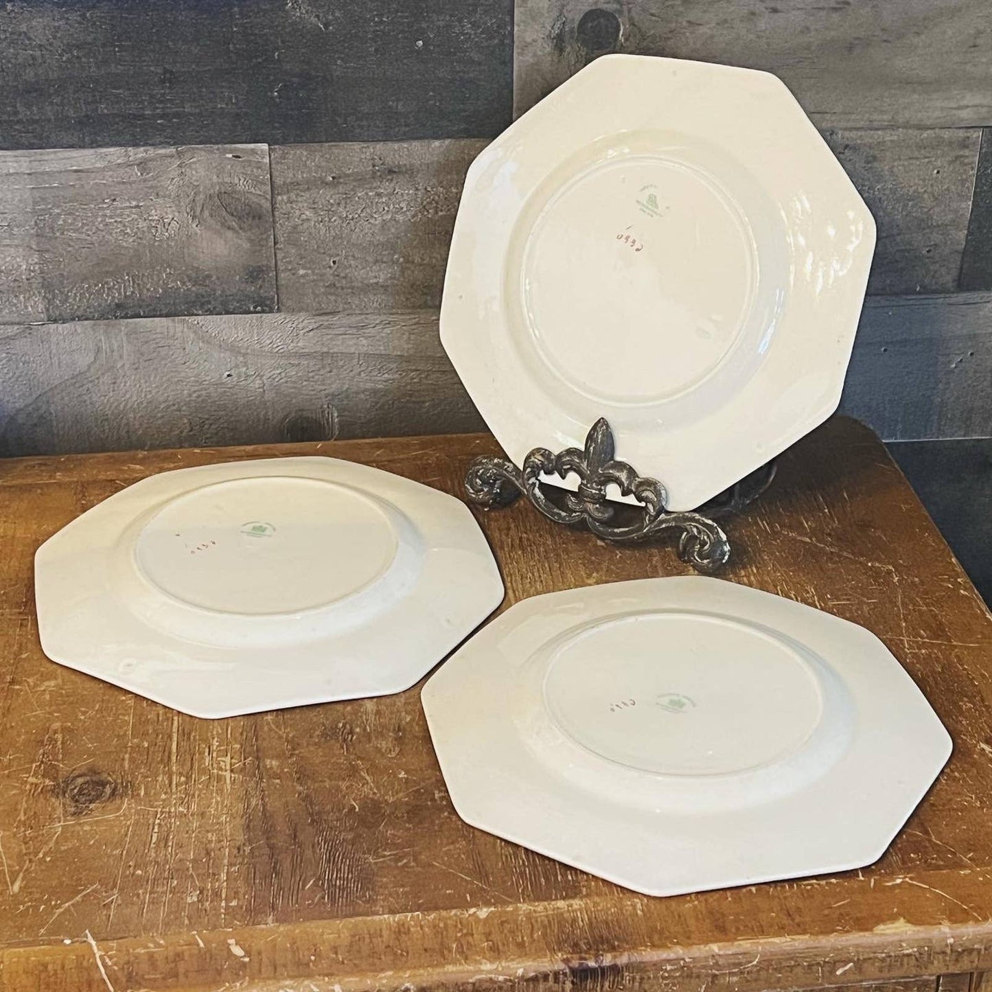 Set of 3 antique Wedgwood octagon green and gold rim flower basket plates