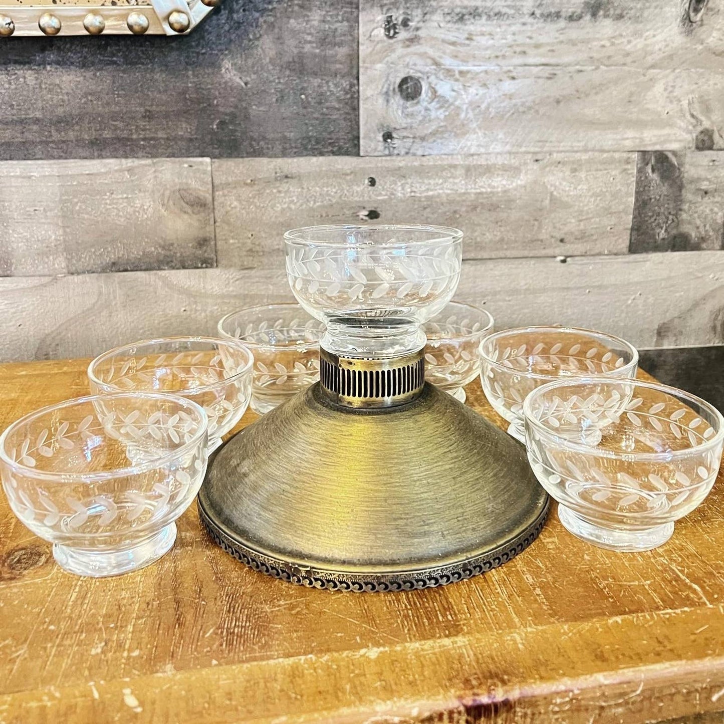 Anchor Hocking petite bowls - set of 7 - laurel leaf pattern - berry bowls - ice cream bowls - relish dish - condiment bowl - trinket dish
