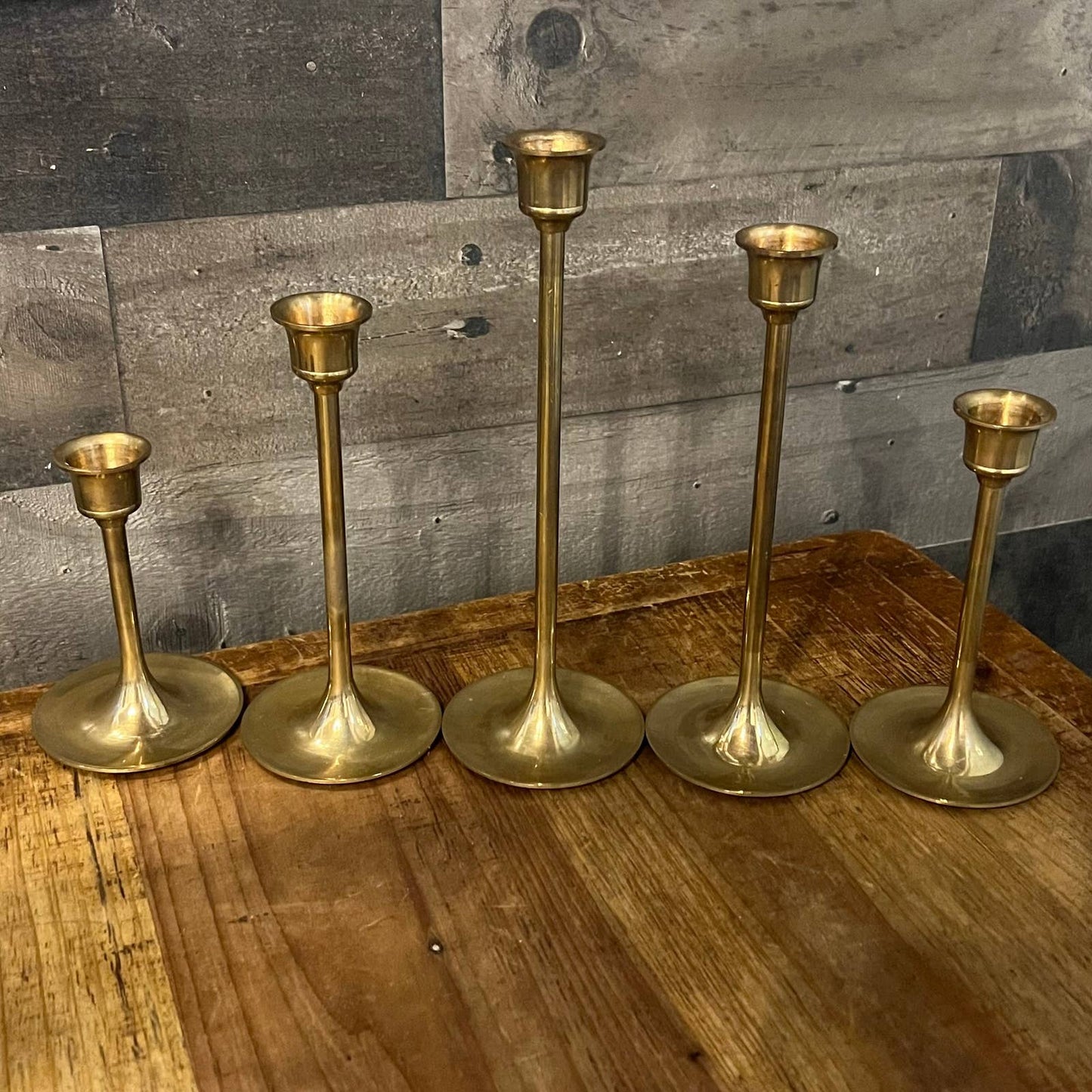 Vintage brass graduated height candlestick holders - 5 candlestick holders