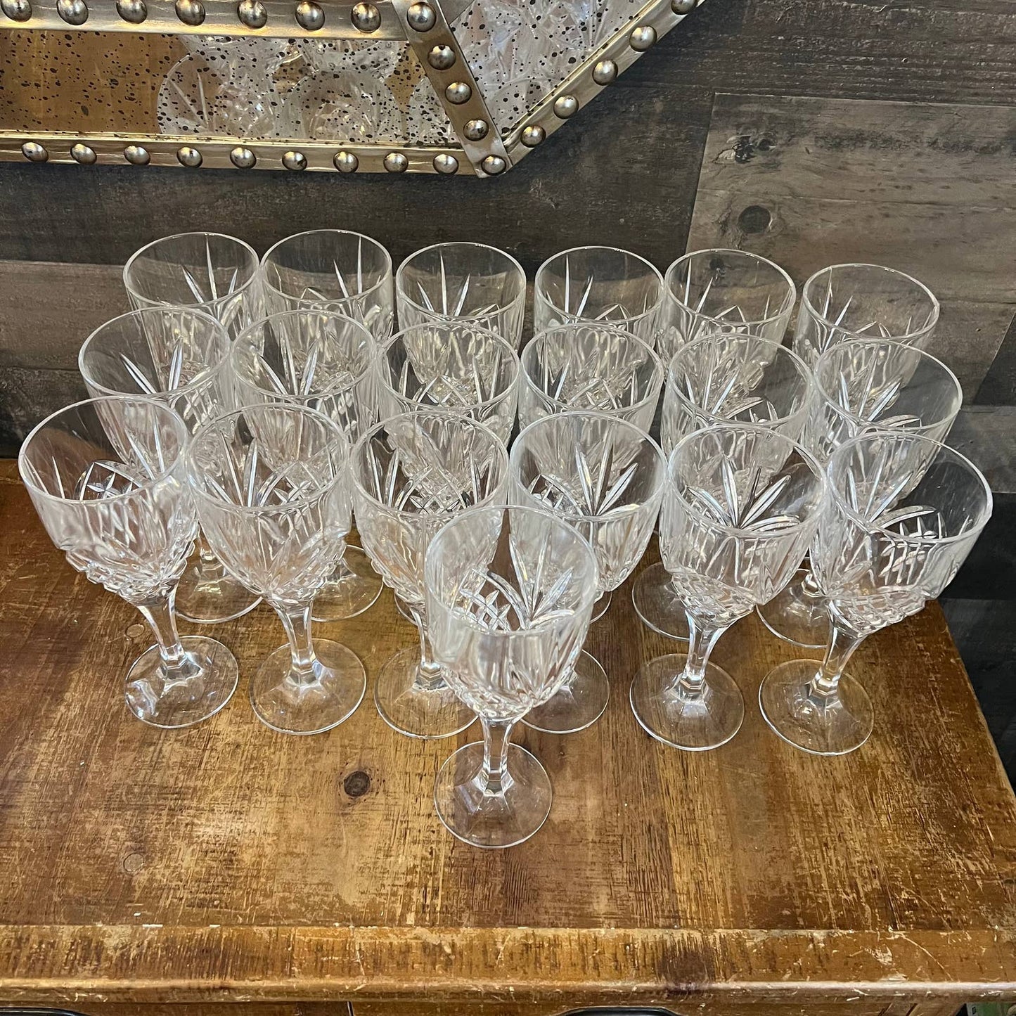 Godinger crystal Dublin pattern wine glasses - 2