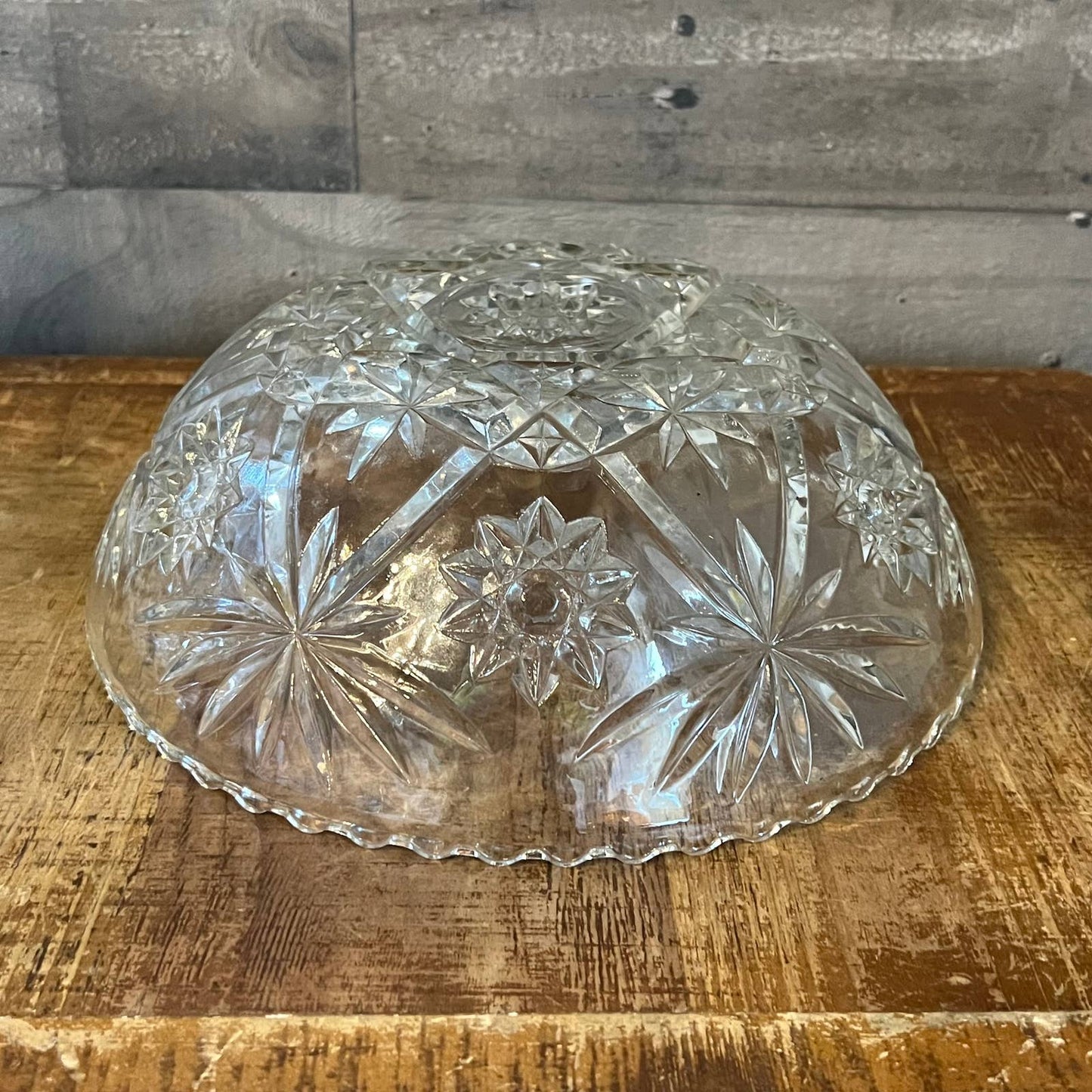 Anchor Hocking prescut clear pattern large serving bowl