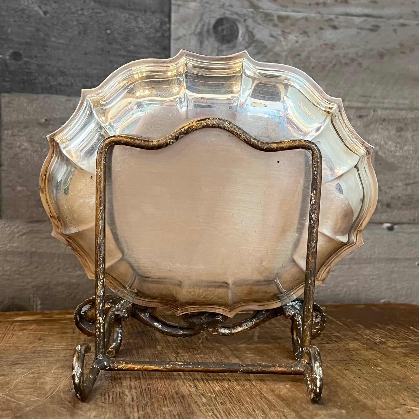 Vintage International Silver Co. Silverplated petite trinket tray