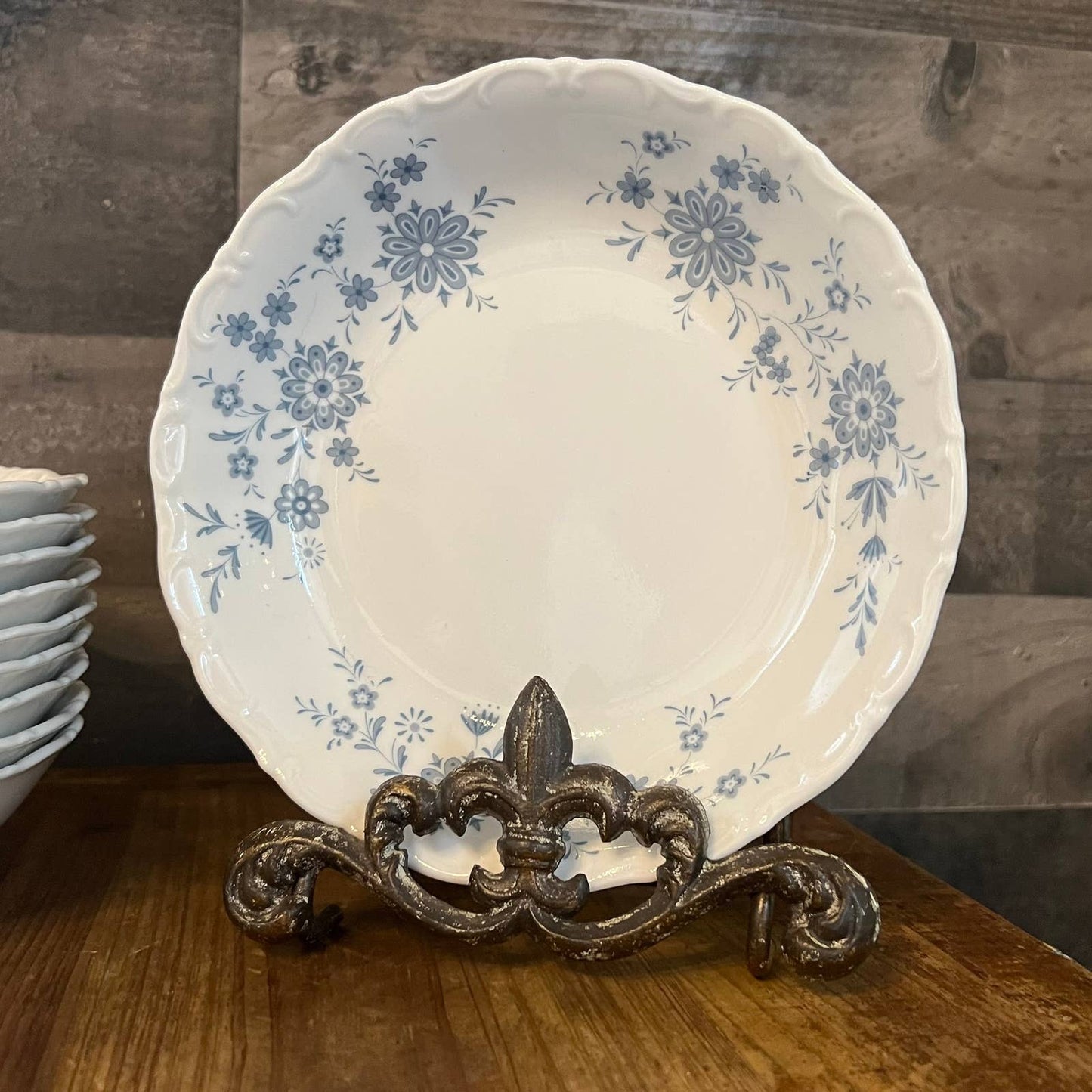 5 Bavarian Blue Christina Porcelain Seldmann Welden coupe bowls