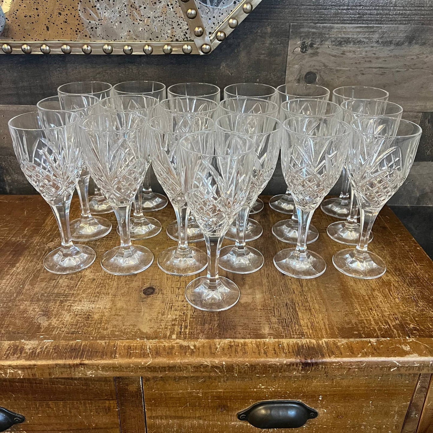 Godinger crystal Dublin pattern wine glasses - 2
