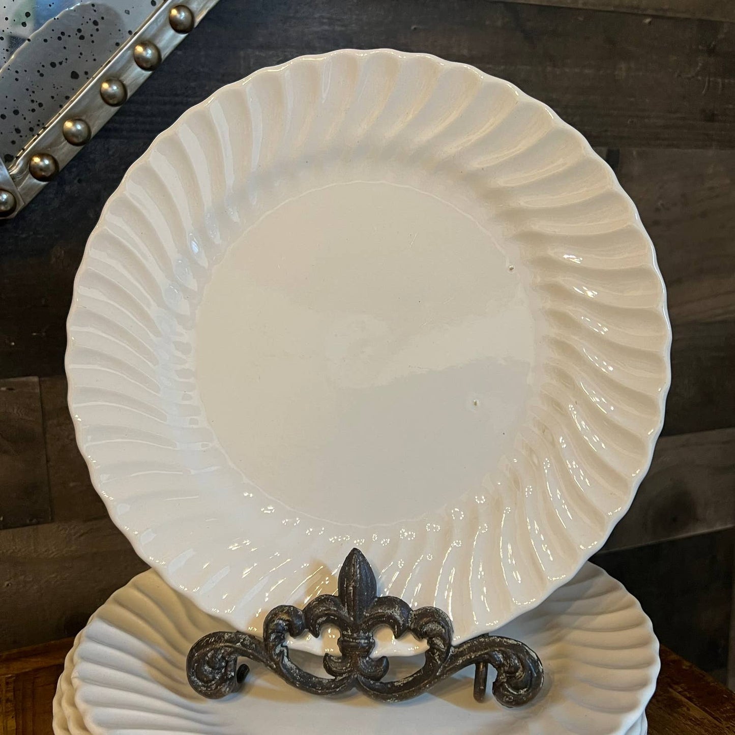 Vintage creamy white swirl scallop rim plates - set of 7