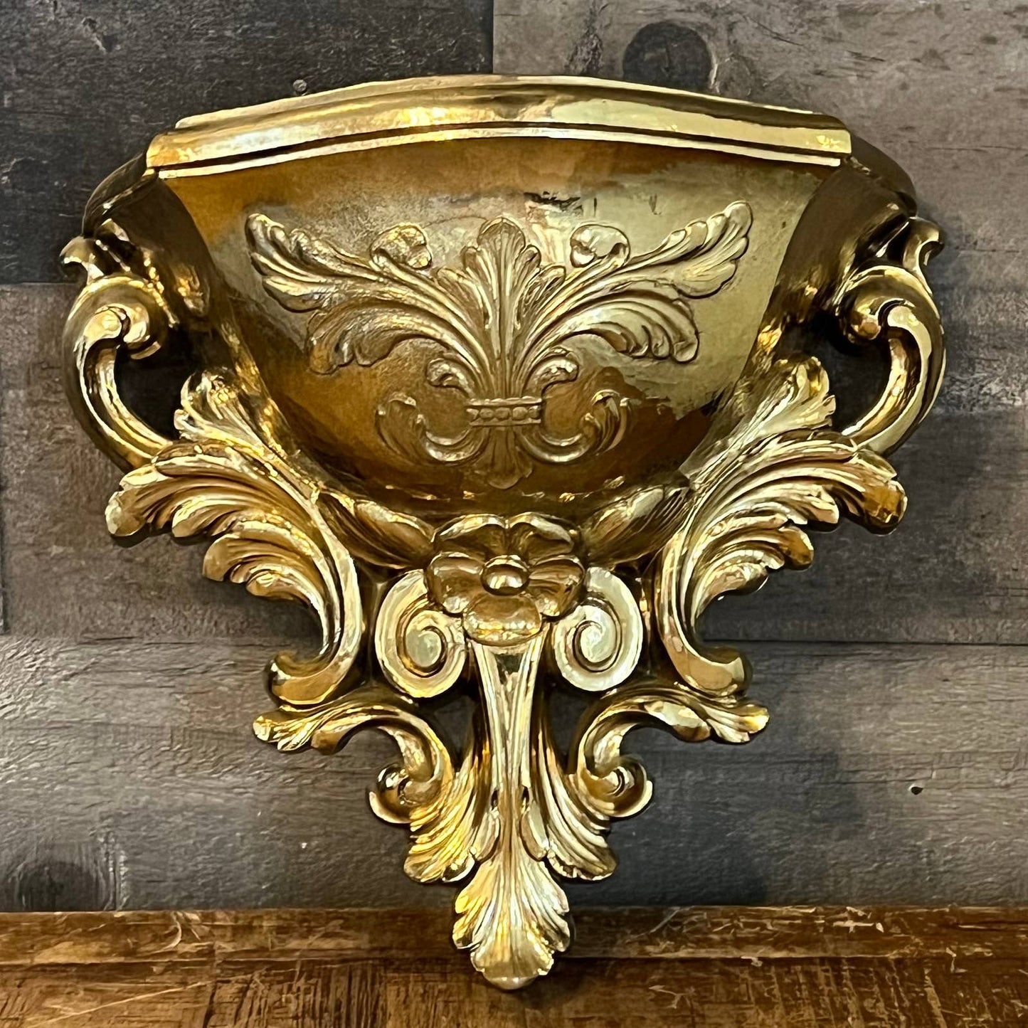 Vintage HOMCO Victorian style wall planter