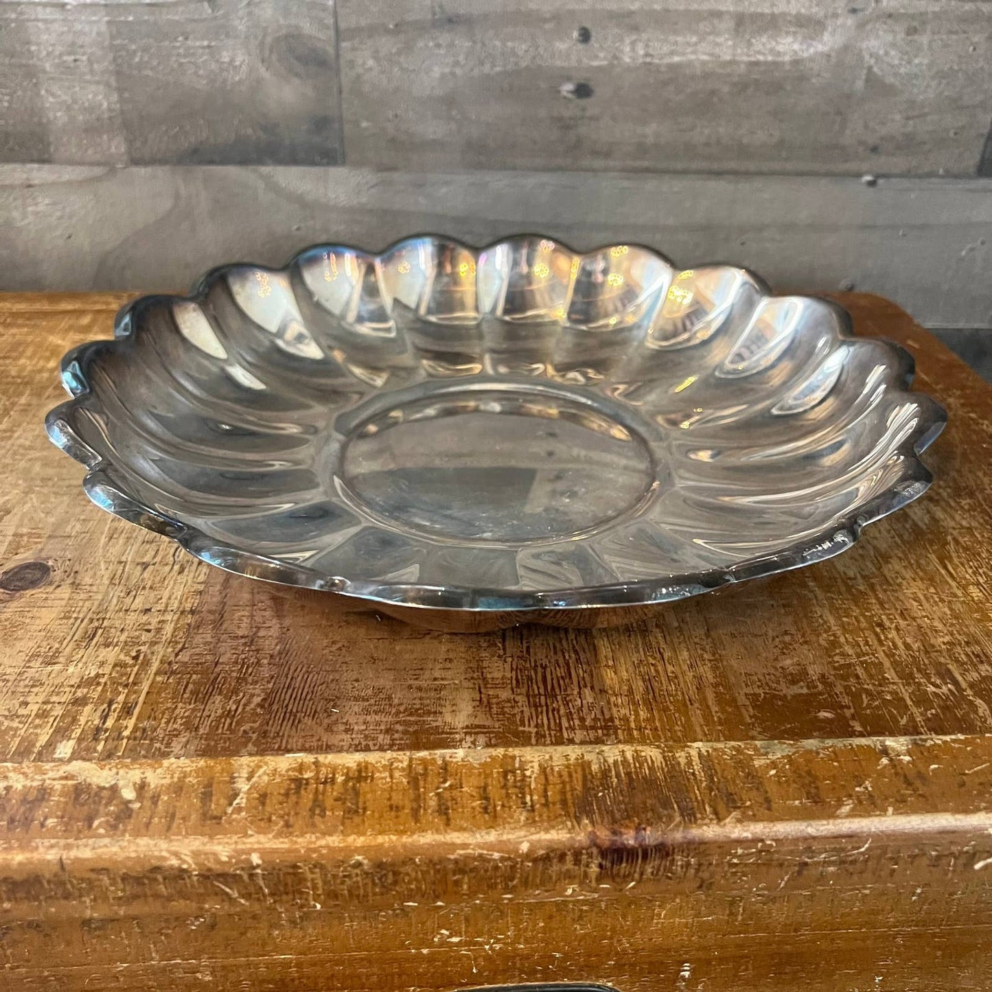 Reed & Barton vintage silverplated round scalloped tray - stamped Holiday 109
