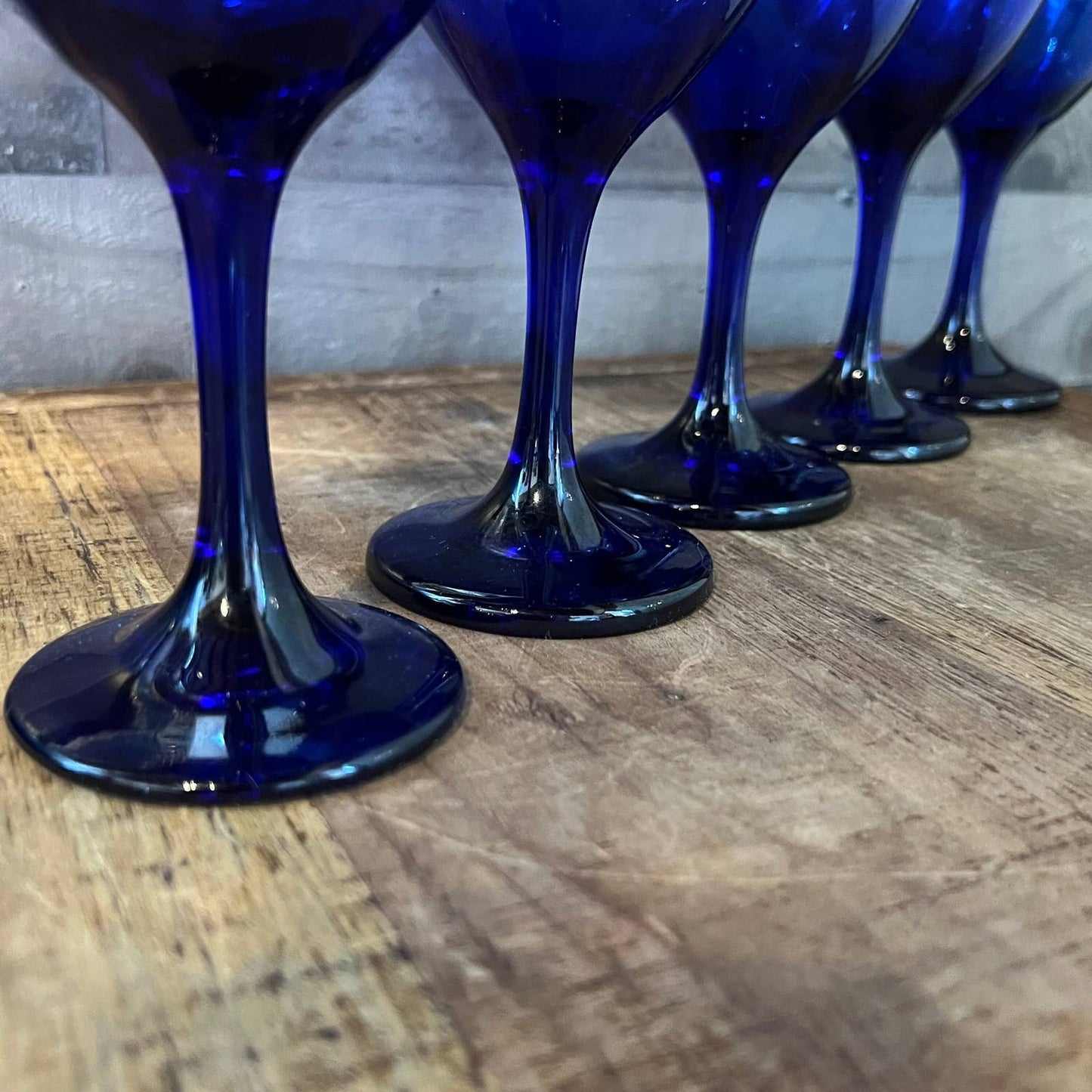 Set of 5 cobalt blue glass wine glasses - water goblets