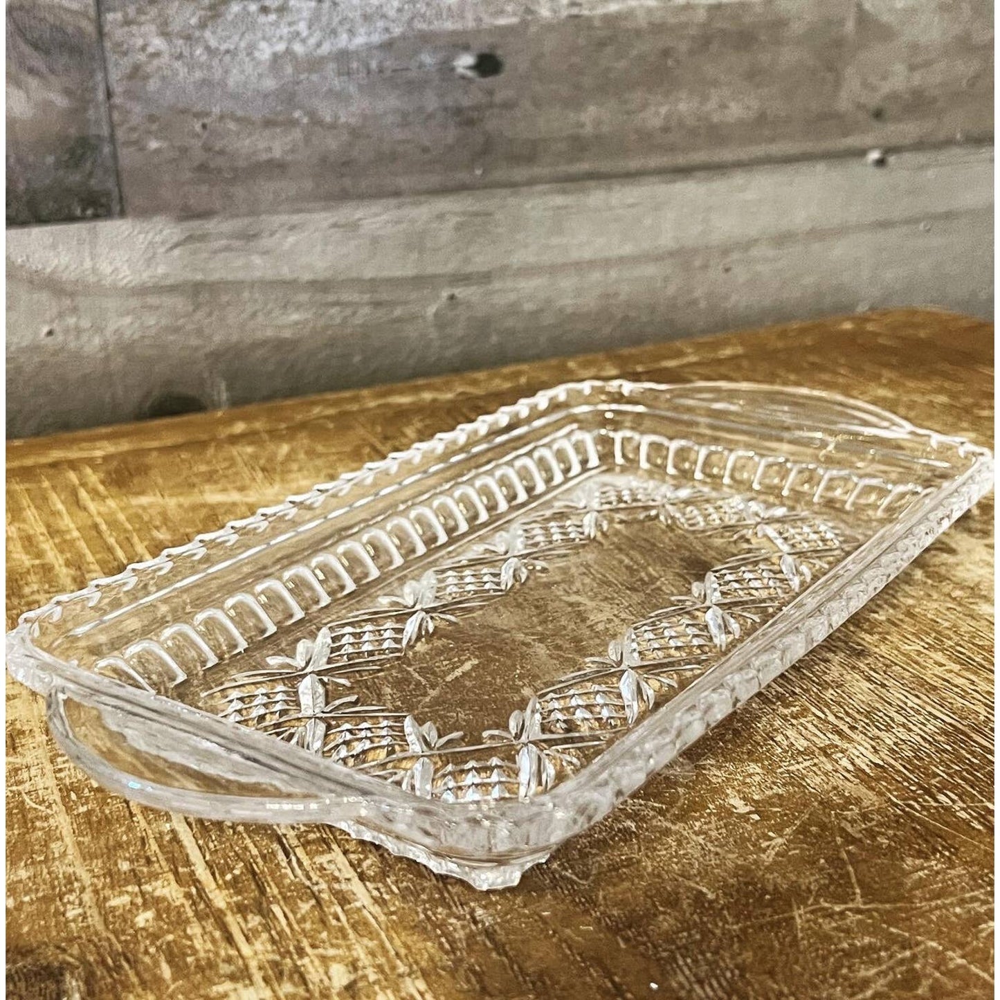 Vintage crystal Cinderella rounded handle rectangular scallop rim trinket dish