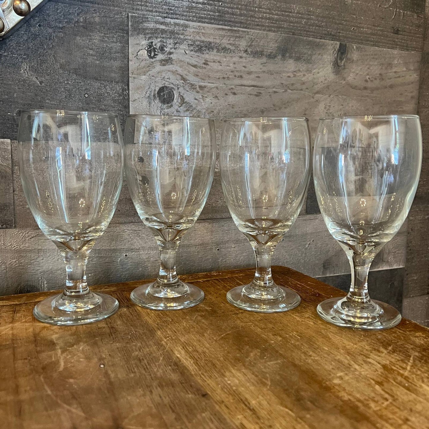 Vintage clear glass iced tea glasses - water goblets