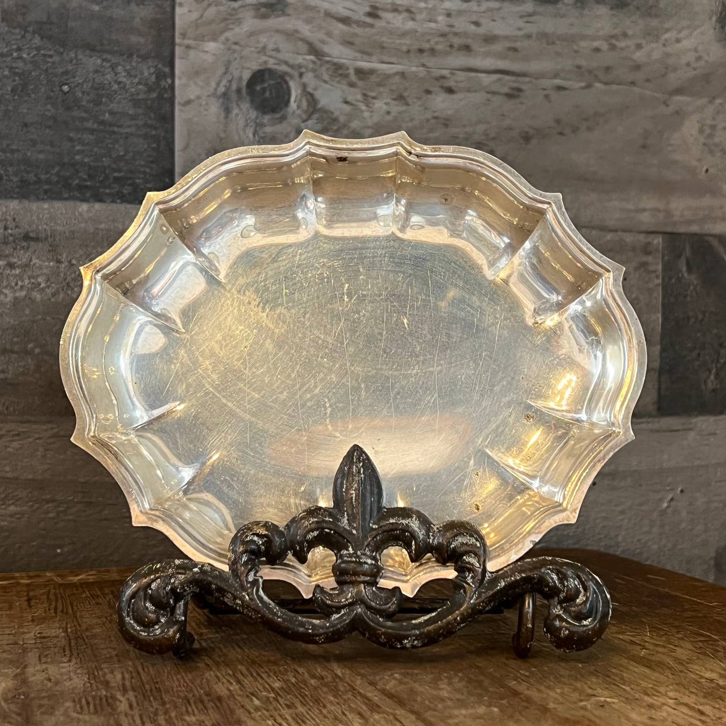 Vintage International Silver Co. Silverplated petite trinket tray