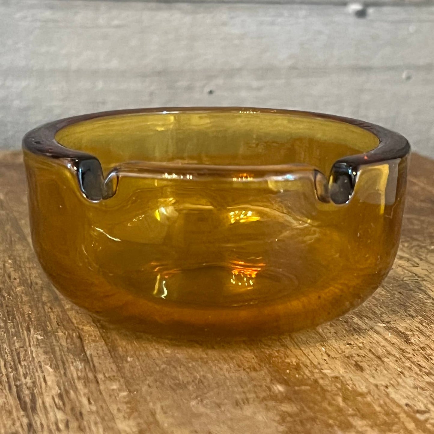 Amber glass 2 slot ashtray