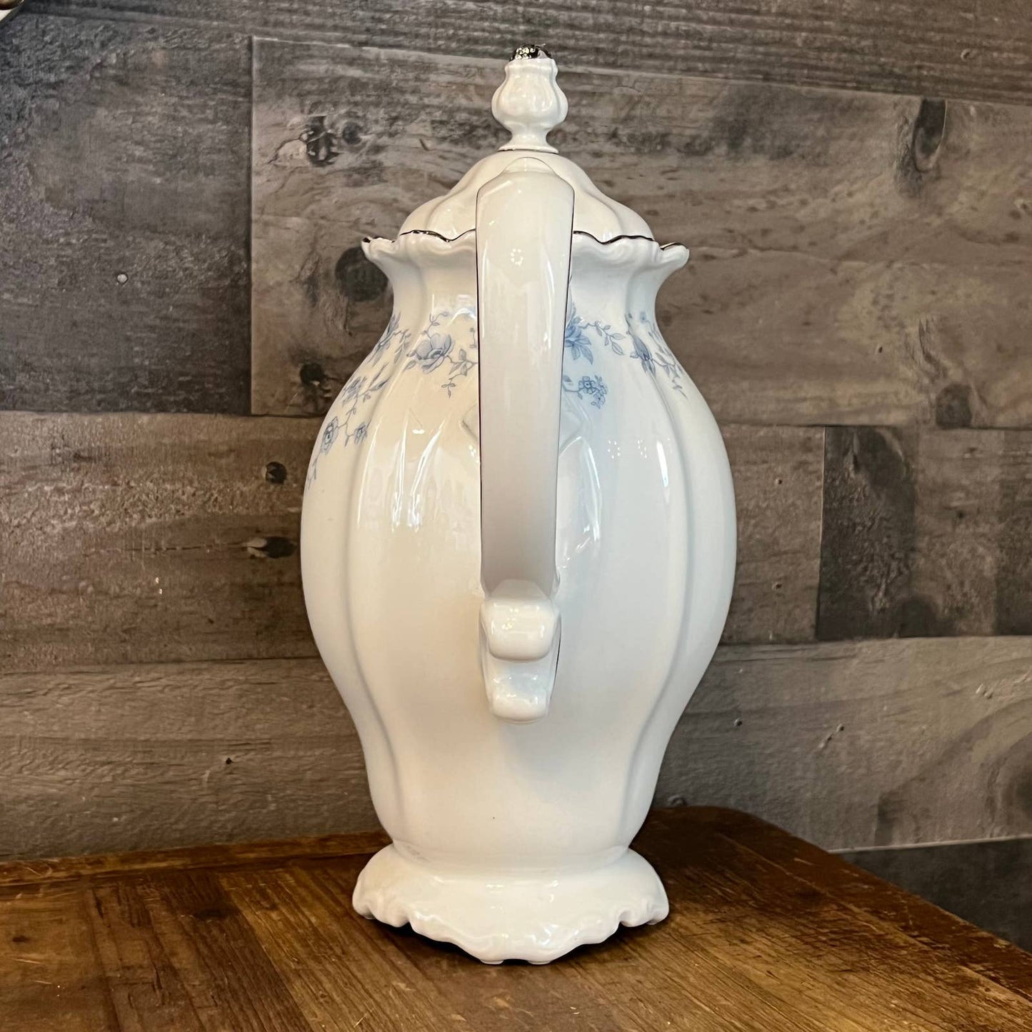 Johann Haviland Bavaria Germany Blue Garland Coffee Pot and Lid