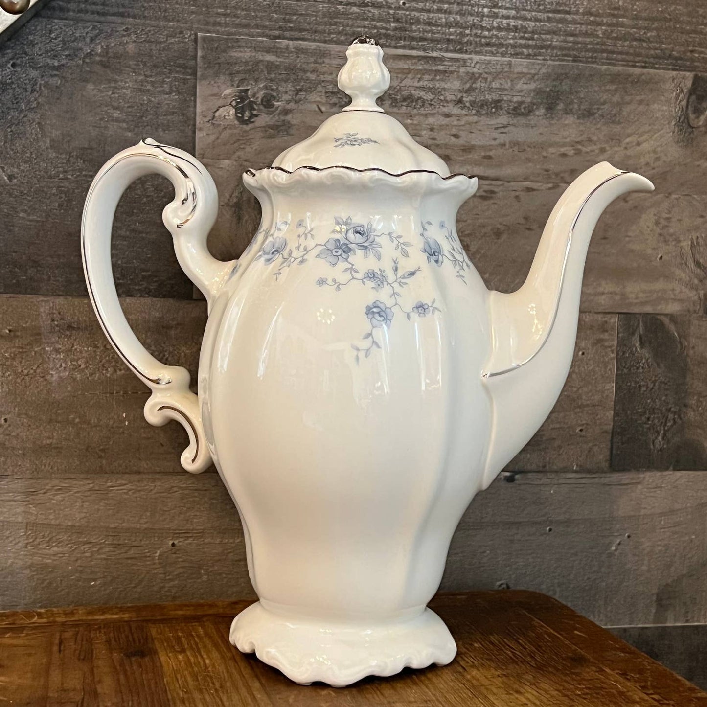 Johann Haviland Bavaria Germany Blue Garland Coffee Pot and Lid