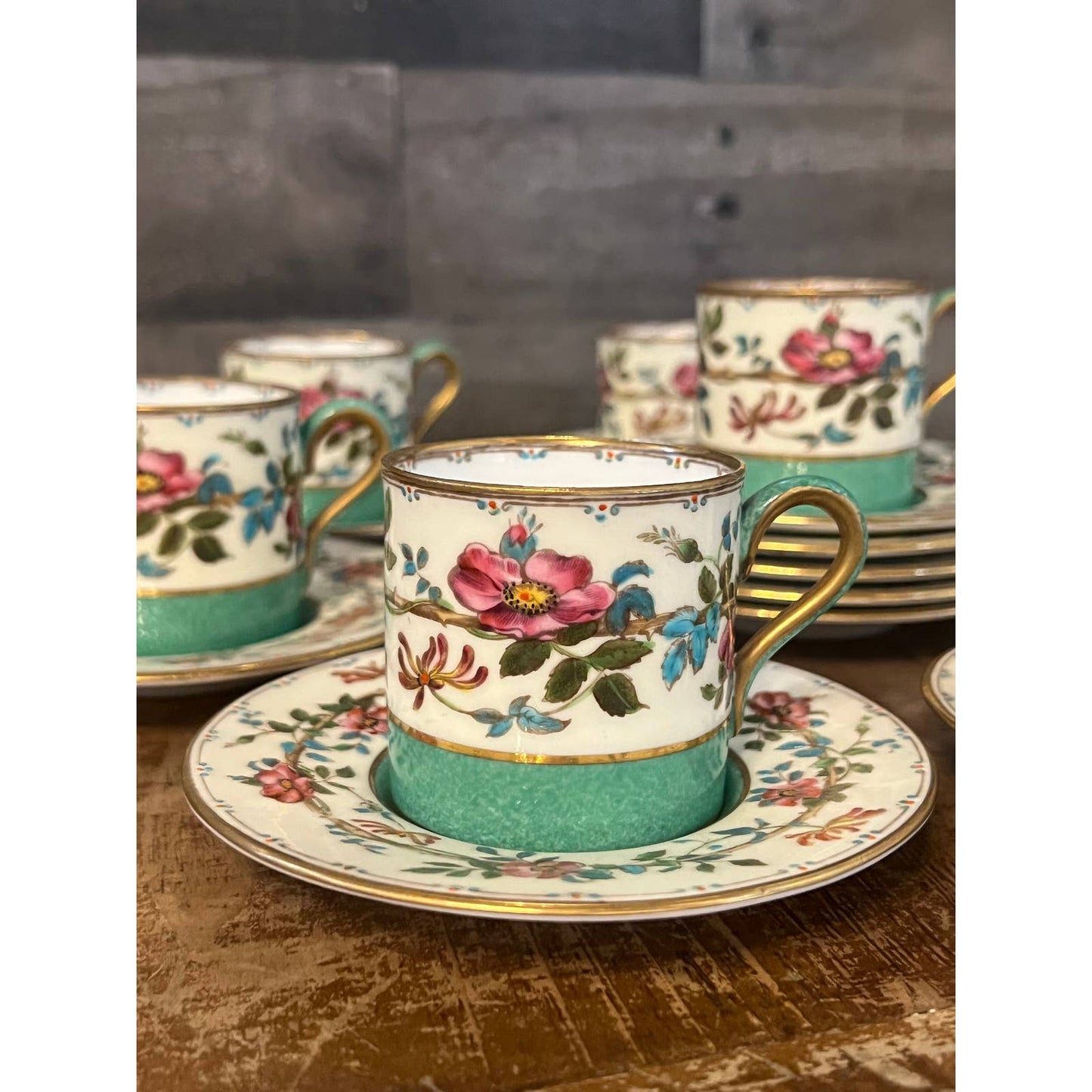 Wedgwood green demitasse floral teacups and saucers - 8 teacups, 12 saucers