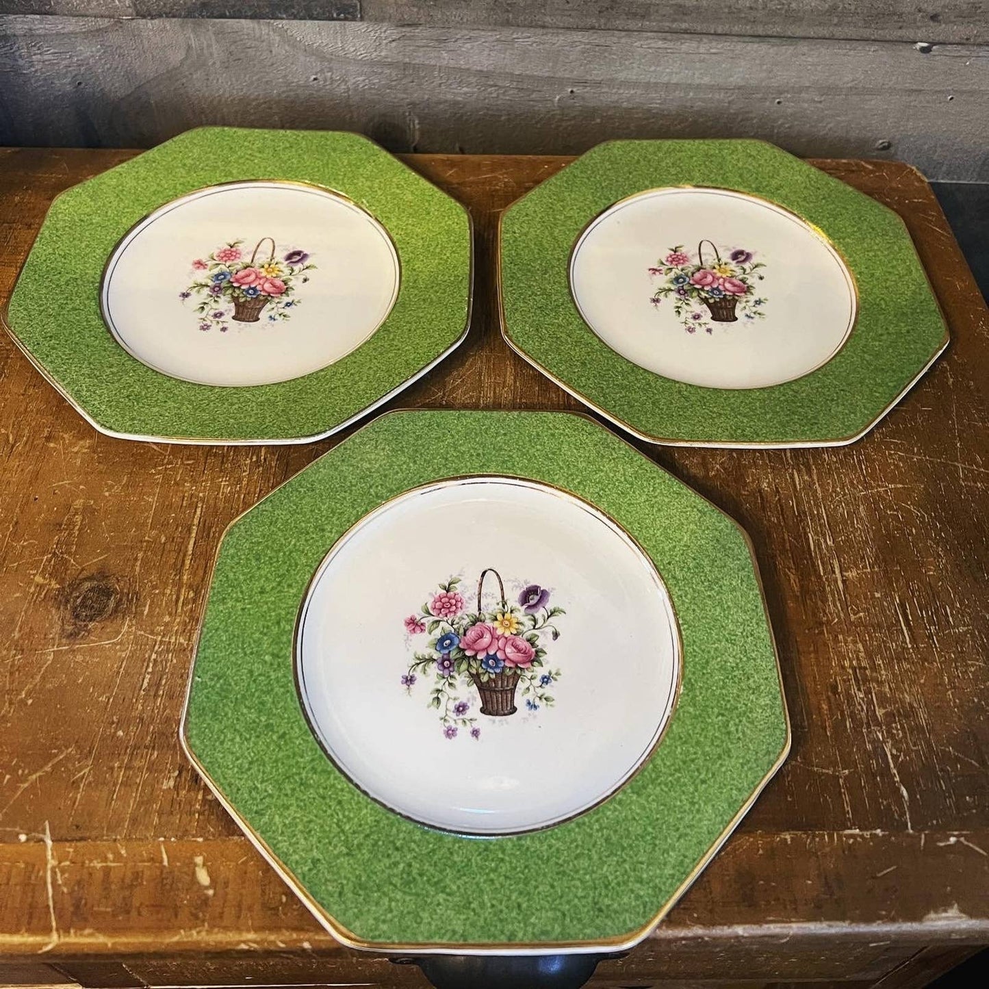 Set of 3 antique Wedgwood octagon green and gold rim flower basket plates